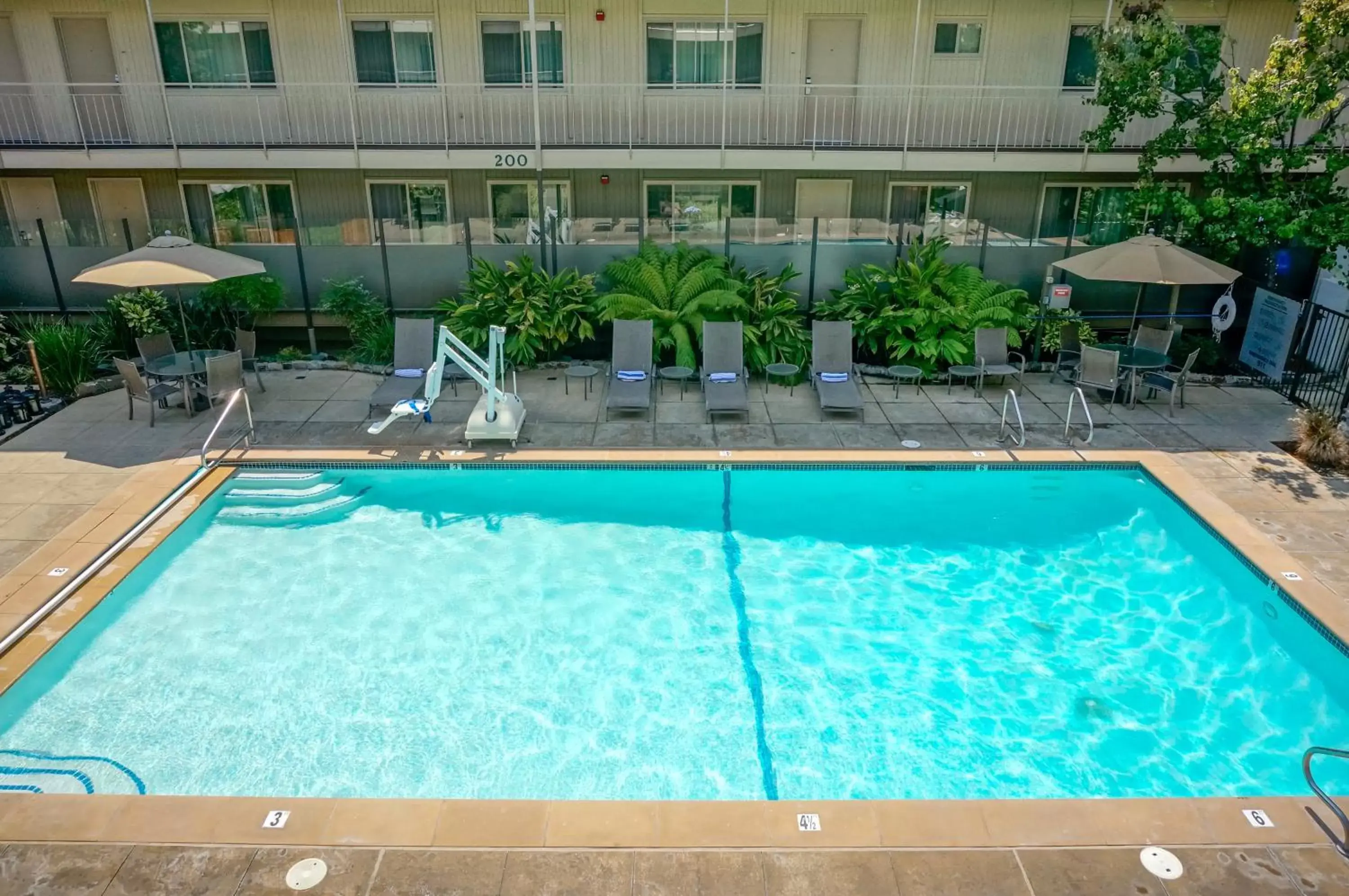 Swimming Pool in Marin Suites Hotel