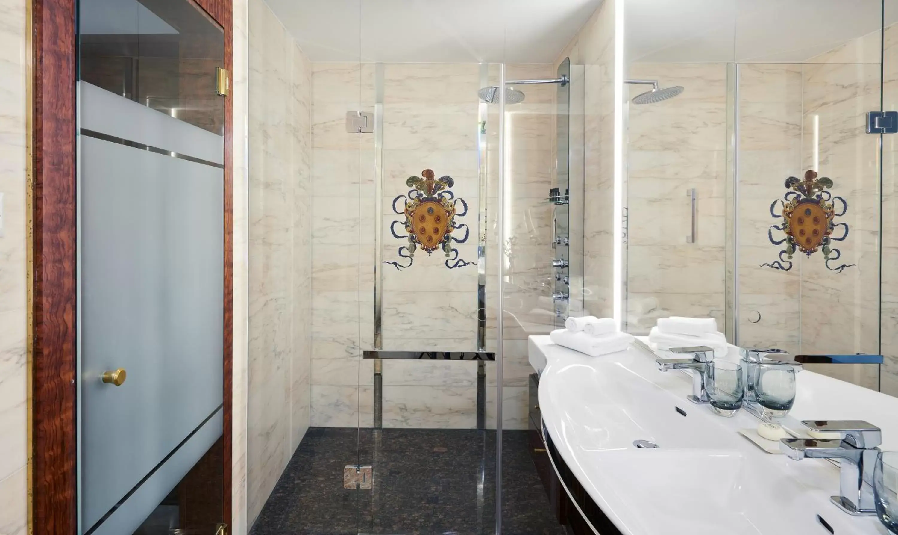 Bathroom in Living Hotel De Medici Bathroom in Living Hotel De Medici