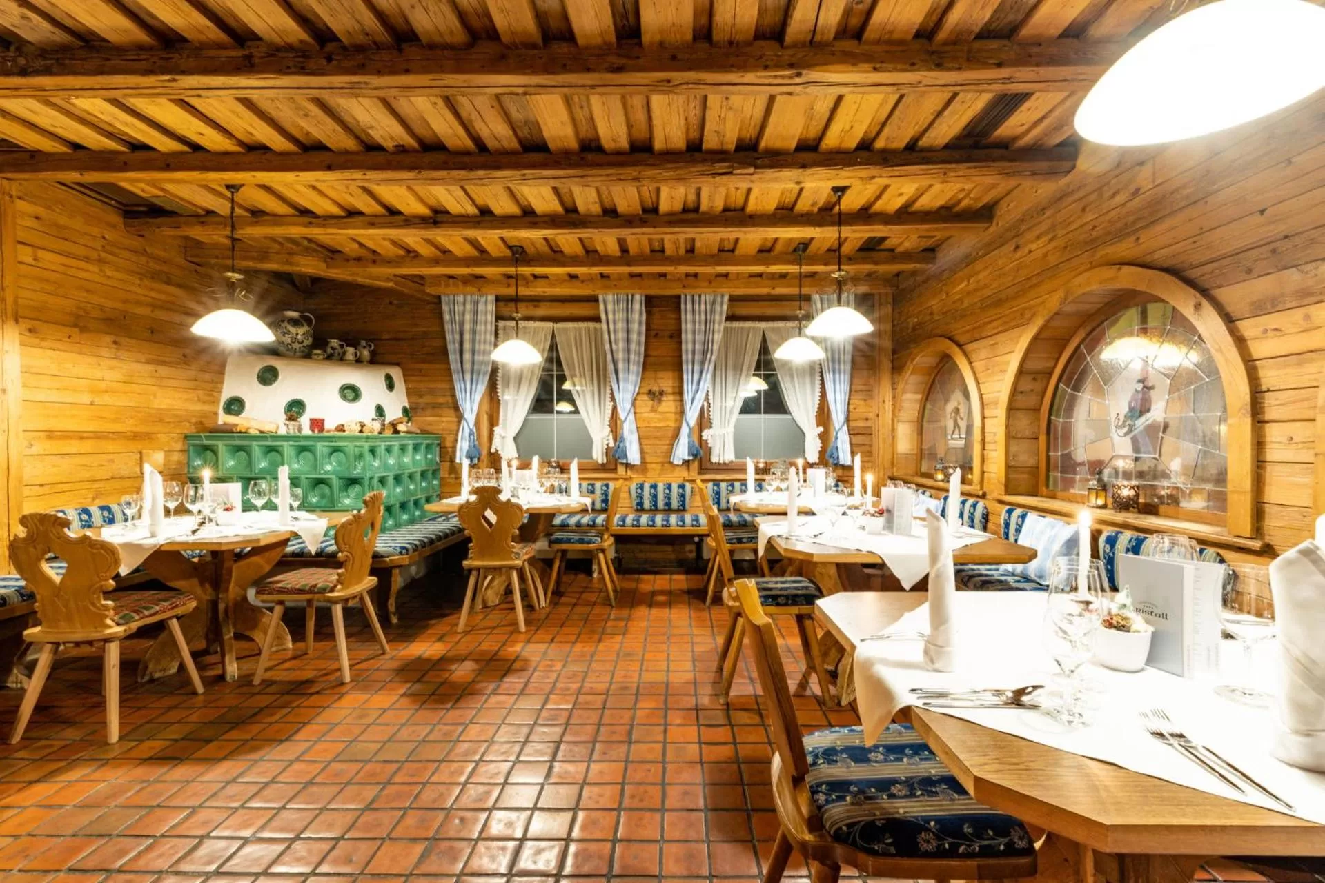 Restaurant/places to eat in Sporthotel Cristall