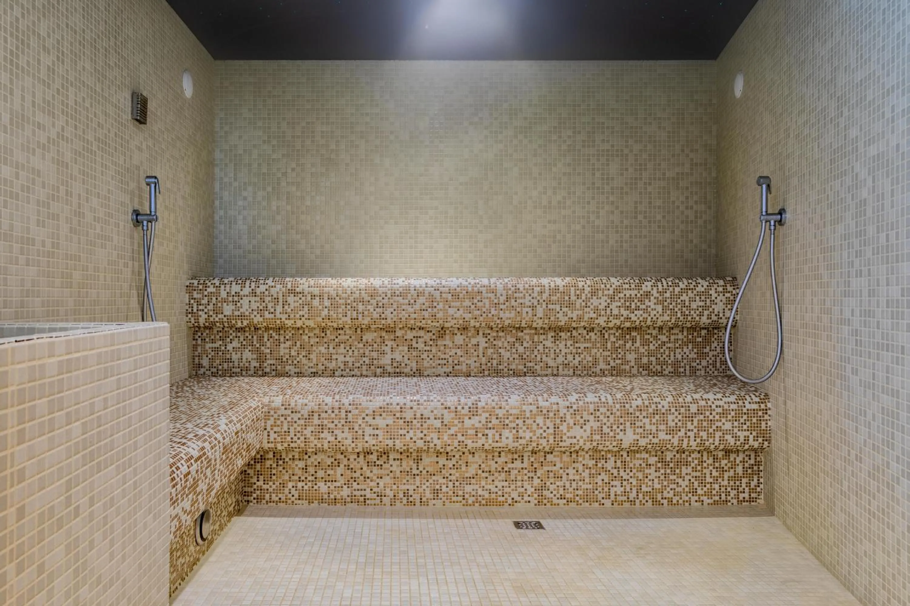 Steam room in Marina Palace Hotel 4 stelle S