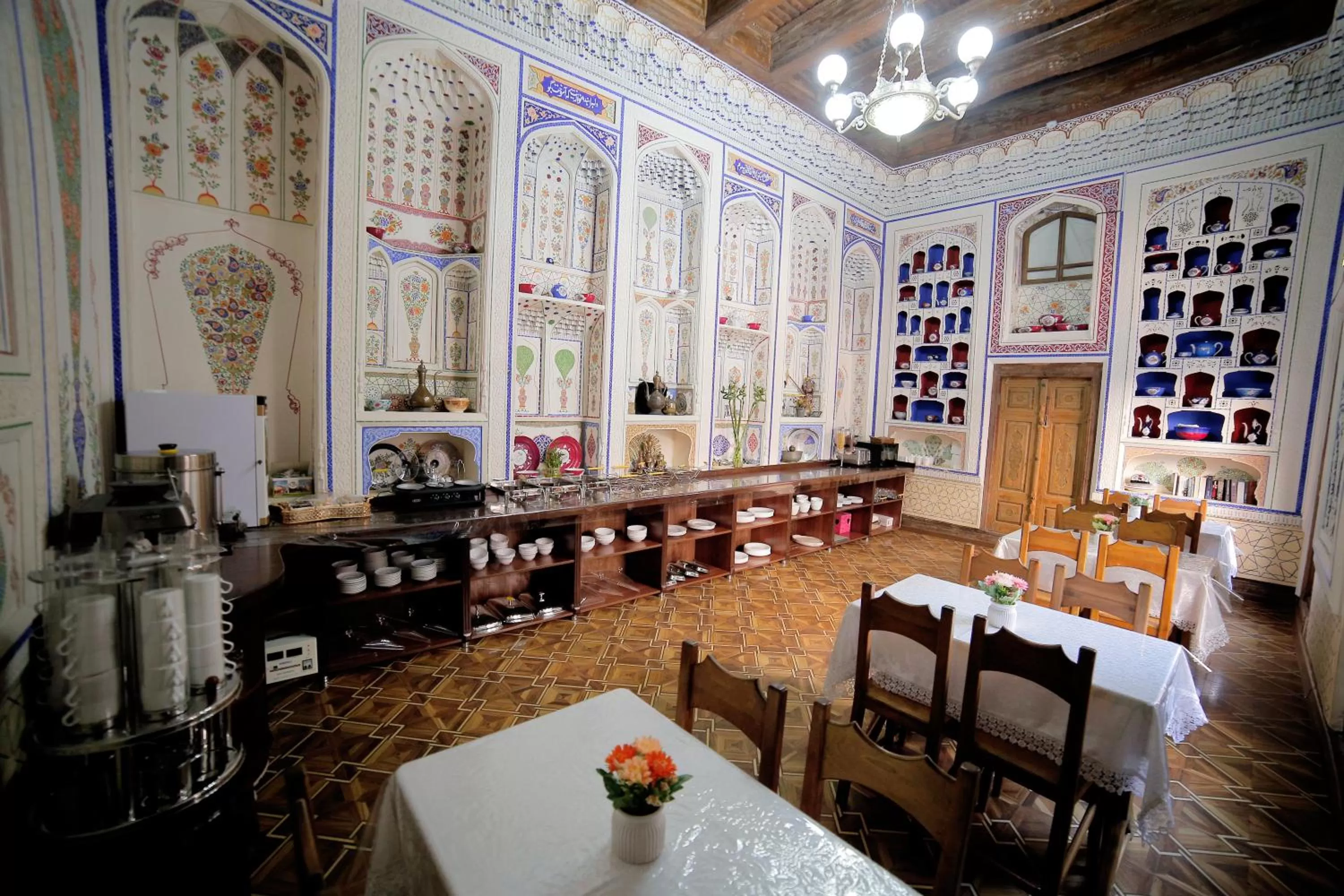 Restaurant/Places to Eat in Kavsar Boutique Hotel