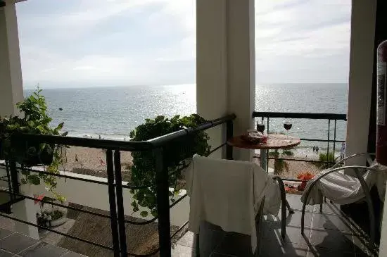 Balcony/Terrace, Sea View in Hotel Suites Nadia Puerto Vallarta