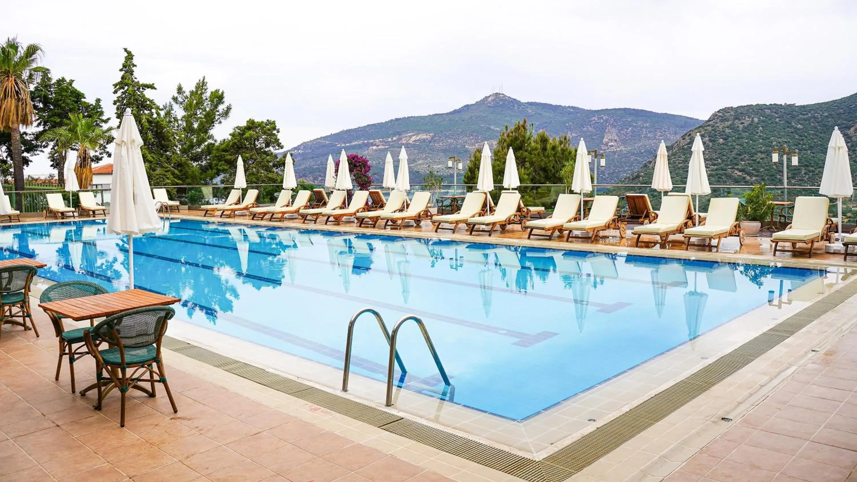 Swimming Pool in Happy Hotel