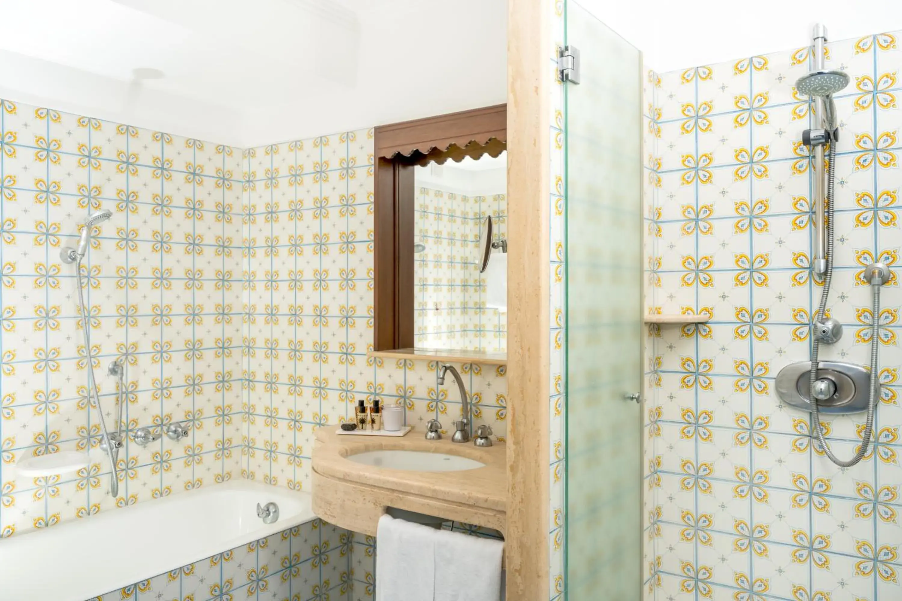 Bathroom in Hotel Belair