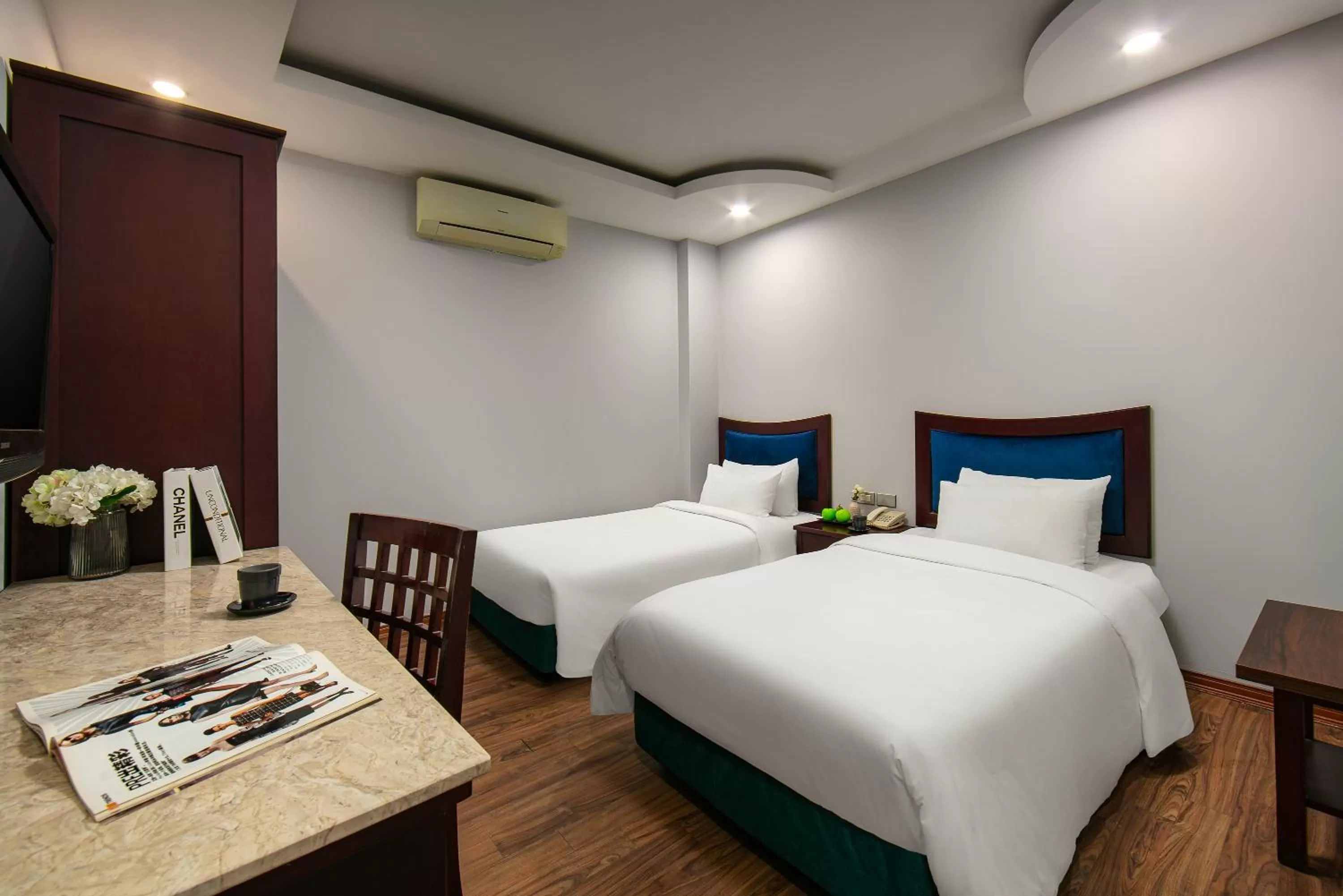 Photo of the whole room, Bed in Cristina Center Hotel & Spa