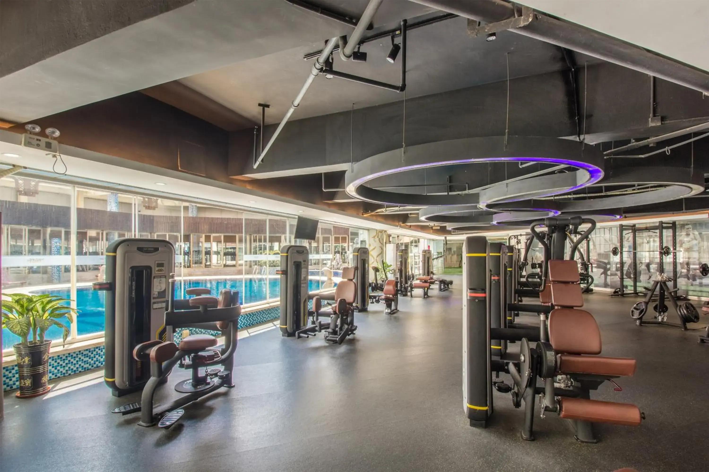 Fitness centre/facilities, Fitness Center/Facilities in Haikou Mingguang Shengyi Hotel (Previous Mingguang International Hotel)