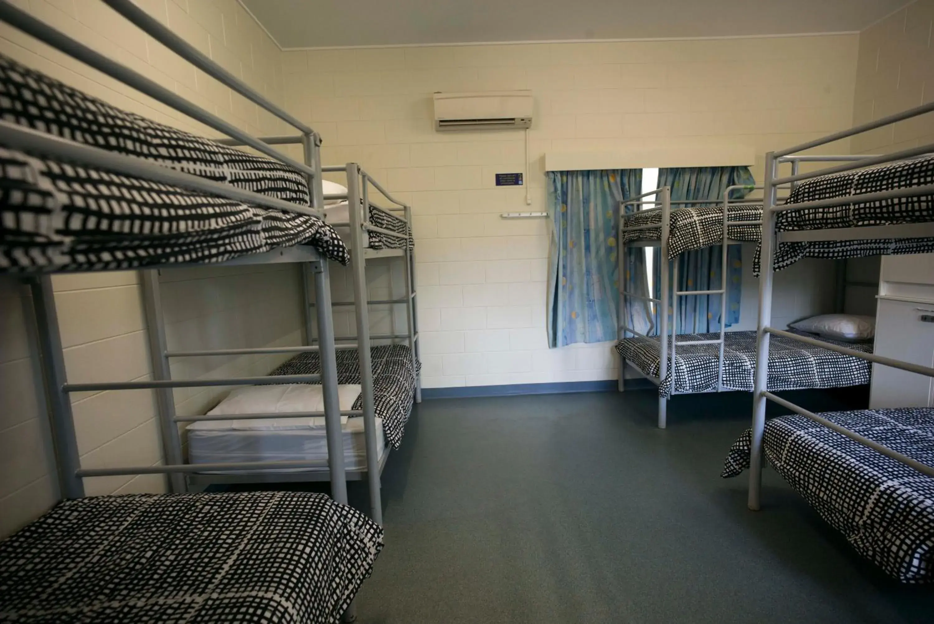 Bedroom, Bunk Bed in Cairns Central YHA