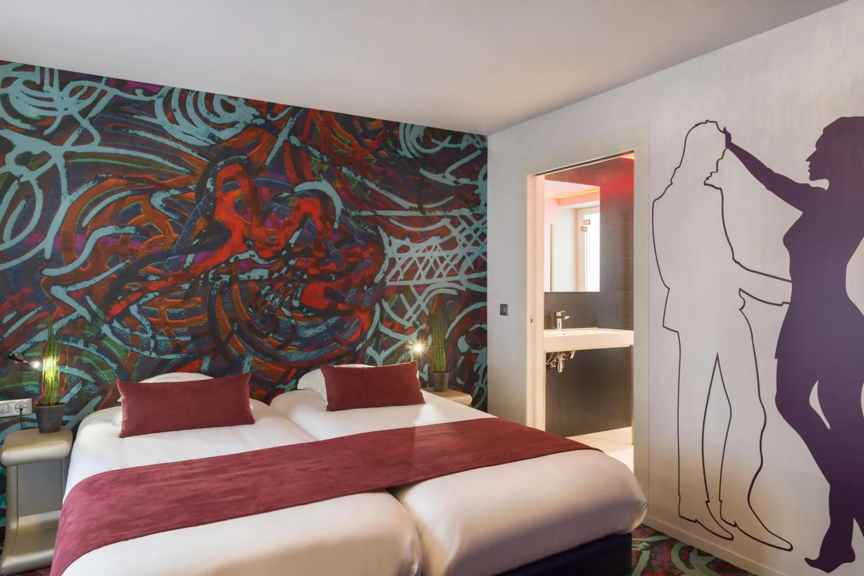 Bedroom, Bed in Le Bon Hôtel
