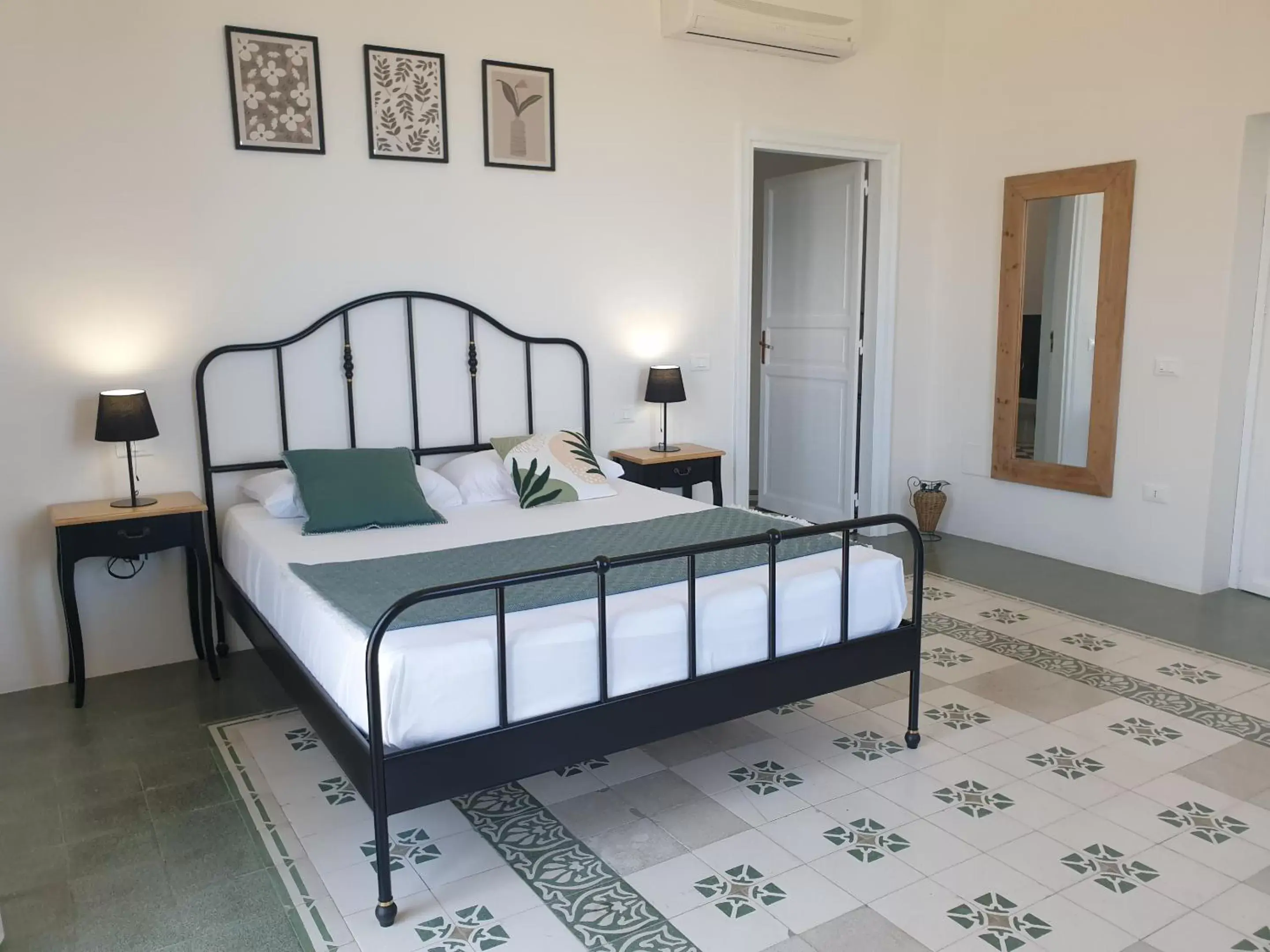 Bedroom, Bed in Villa Bona