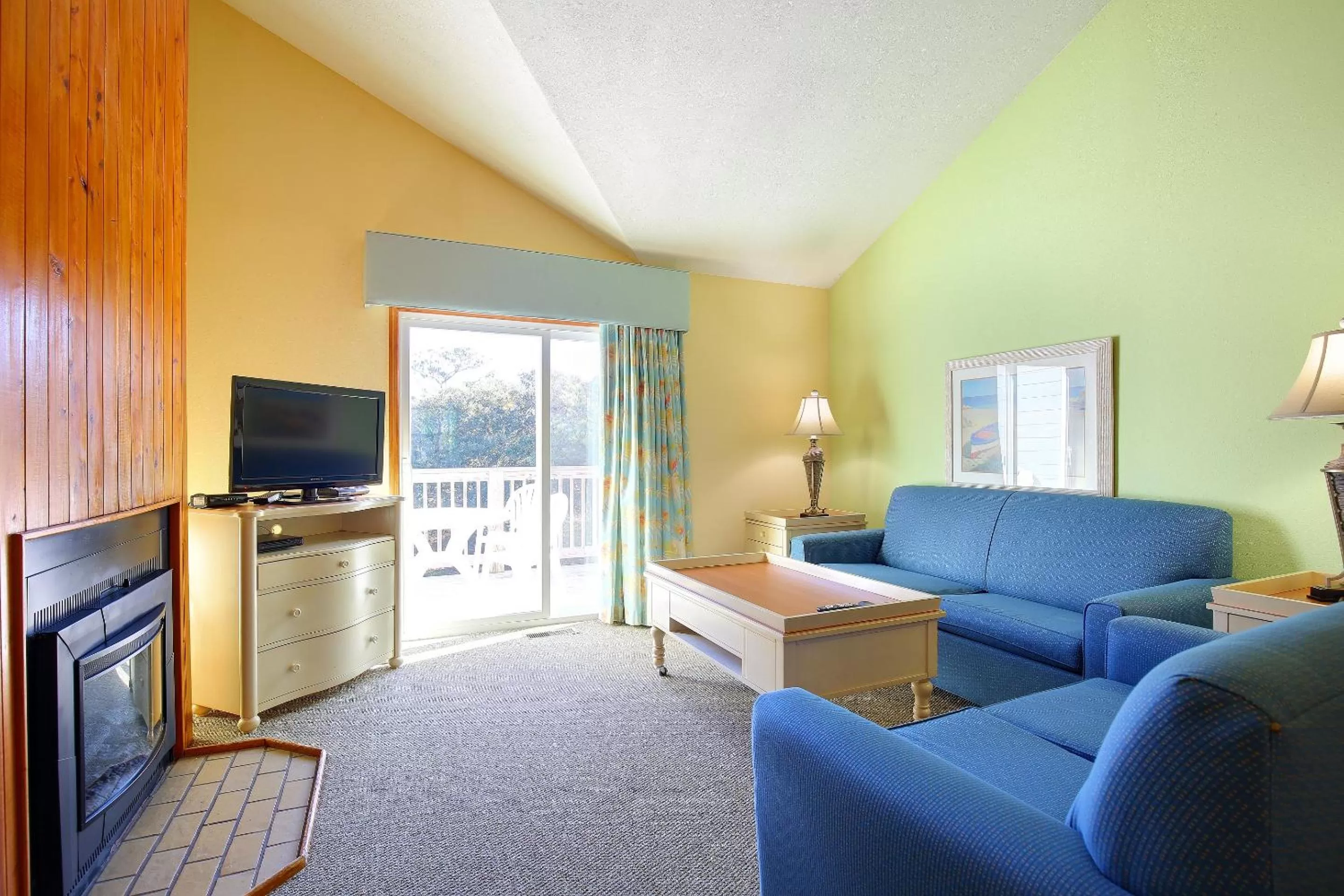 Living room in Ocean Pines Resort