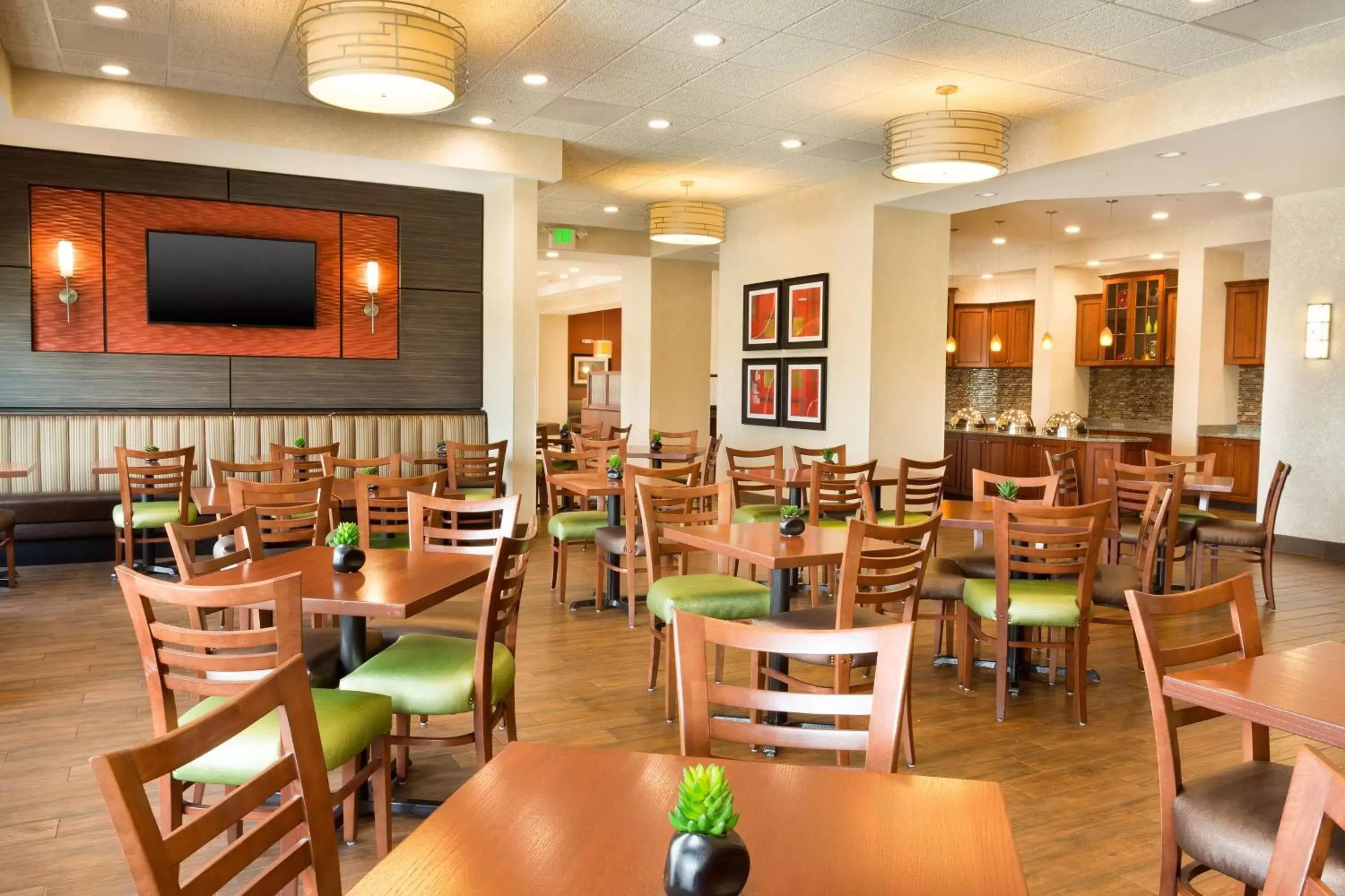 Restaurant/Places to Eat in Drury Inn and Suites Denver Central Park
