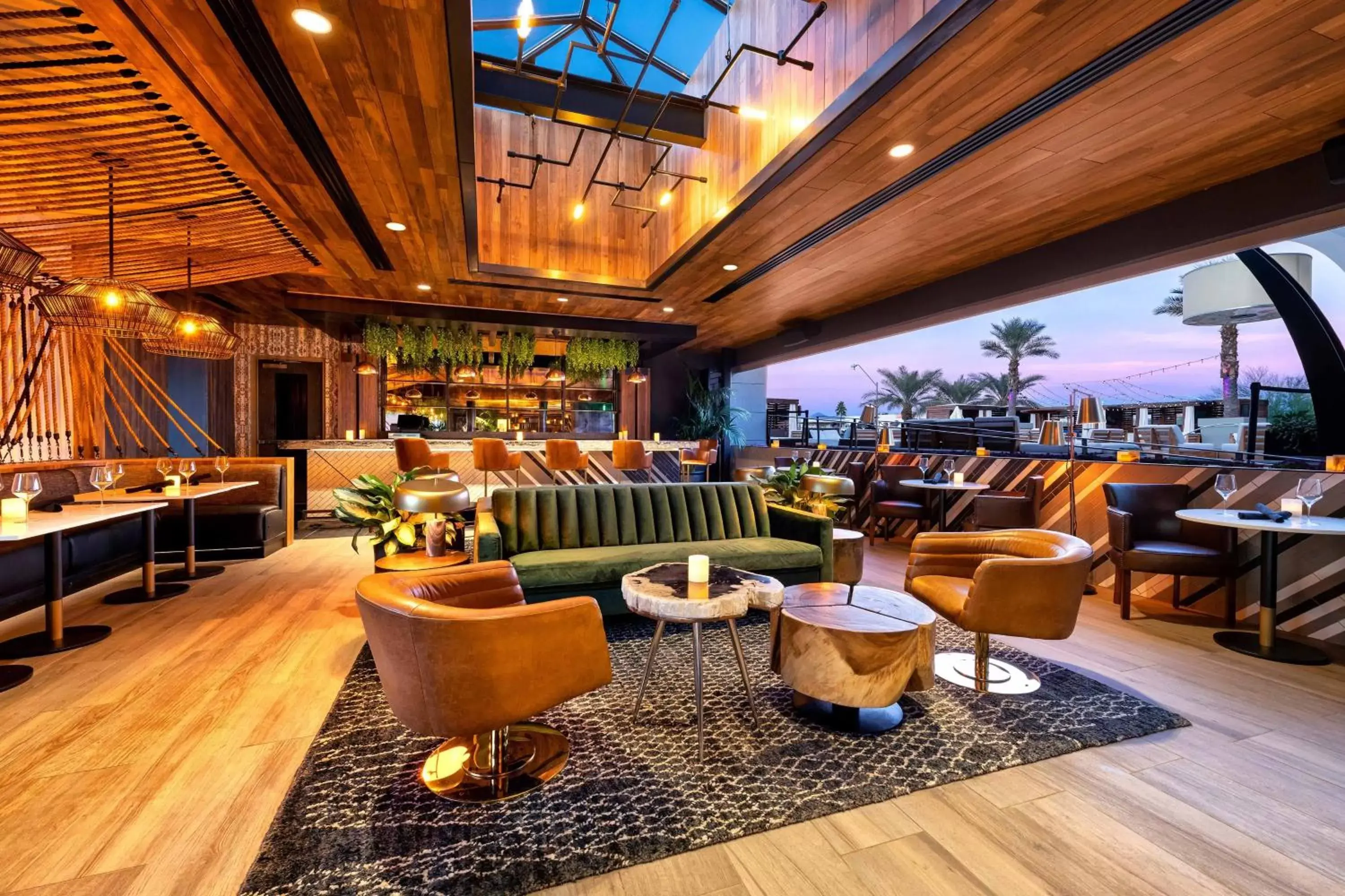 Lounge or bar, Lounge/Bar in W Scottsdale