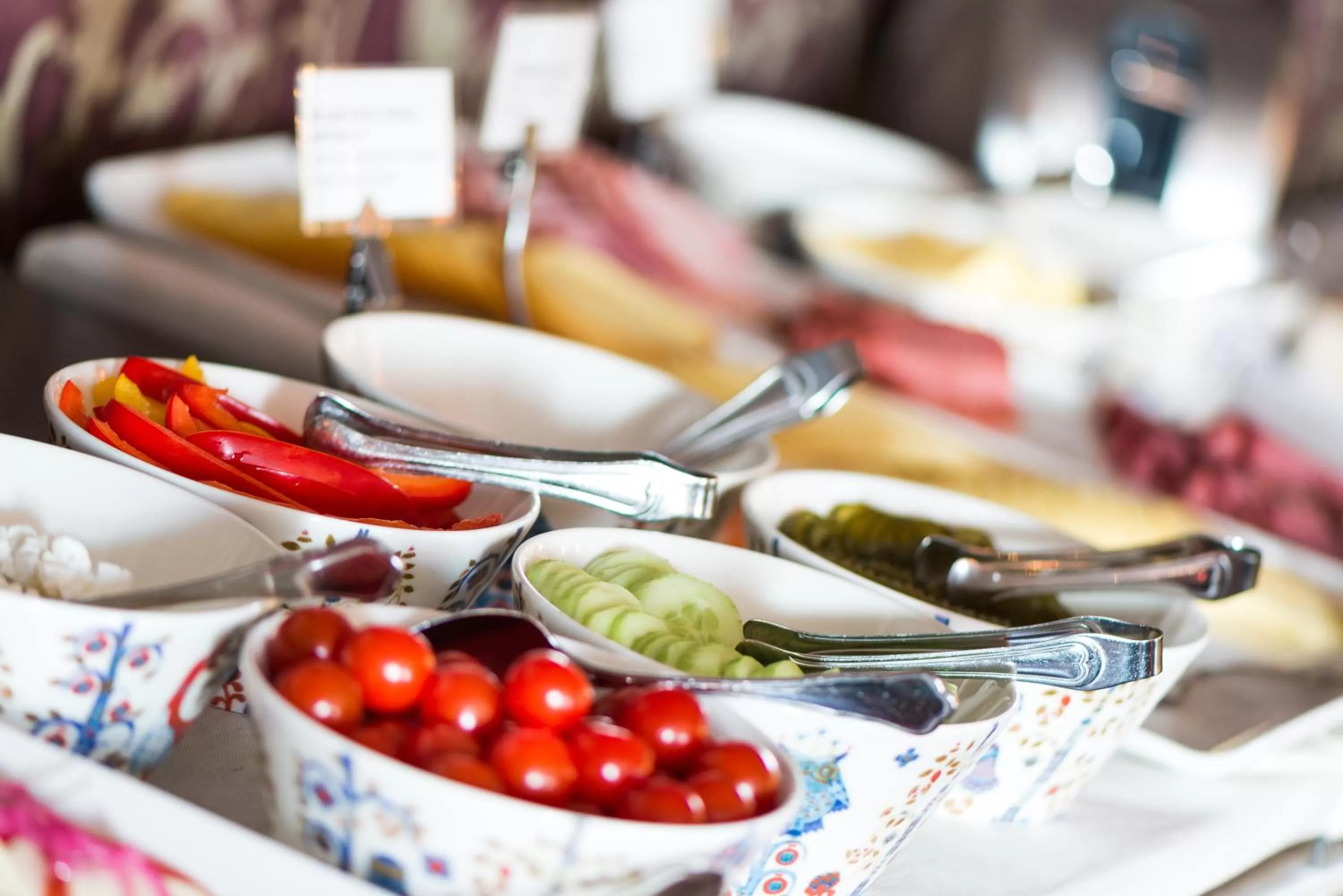 Buffet breakfast in Boutique Hotel Yöpuu