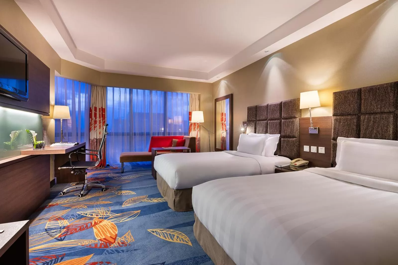 Photo of the whole room in Peace Hotel Beijing