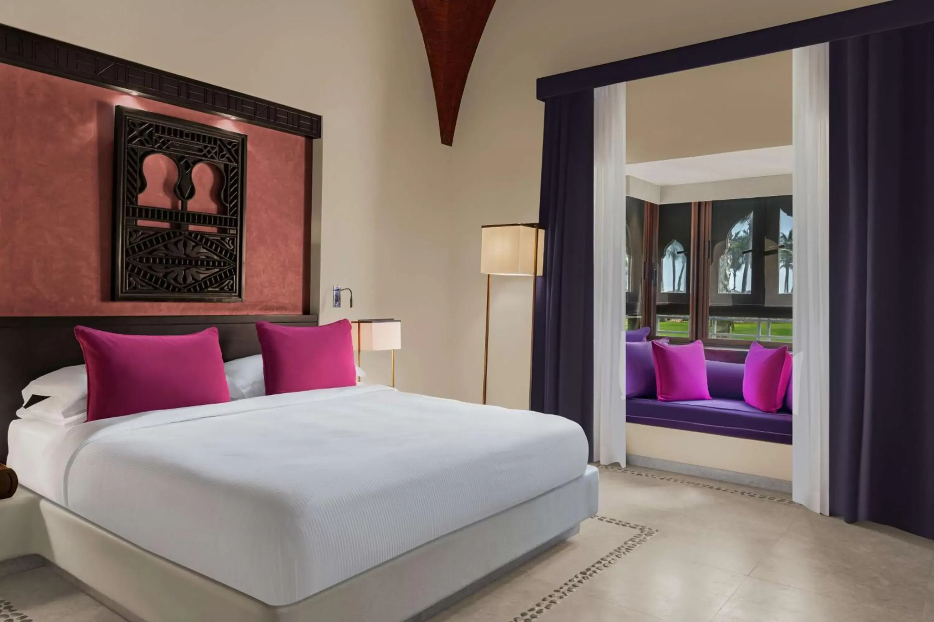 Bedroom, Bed in Salalah Rotana Resort