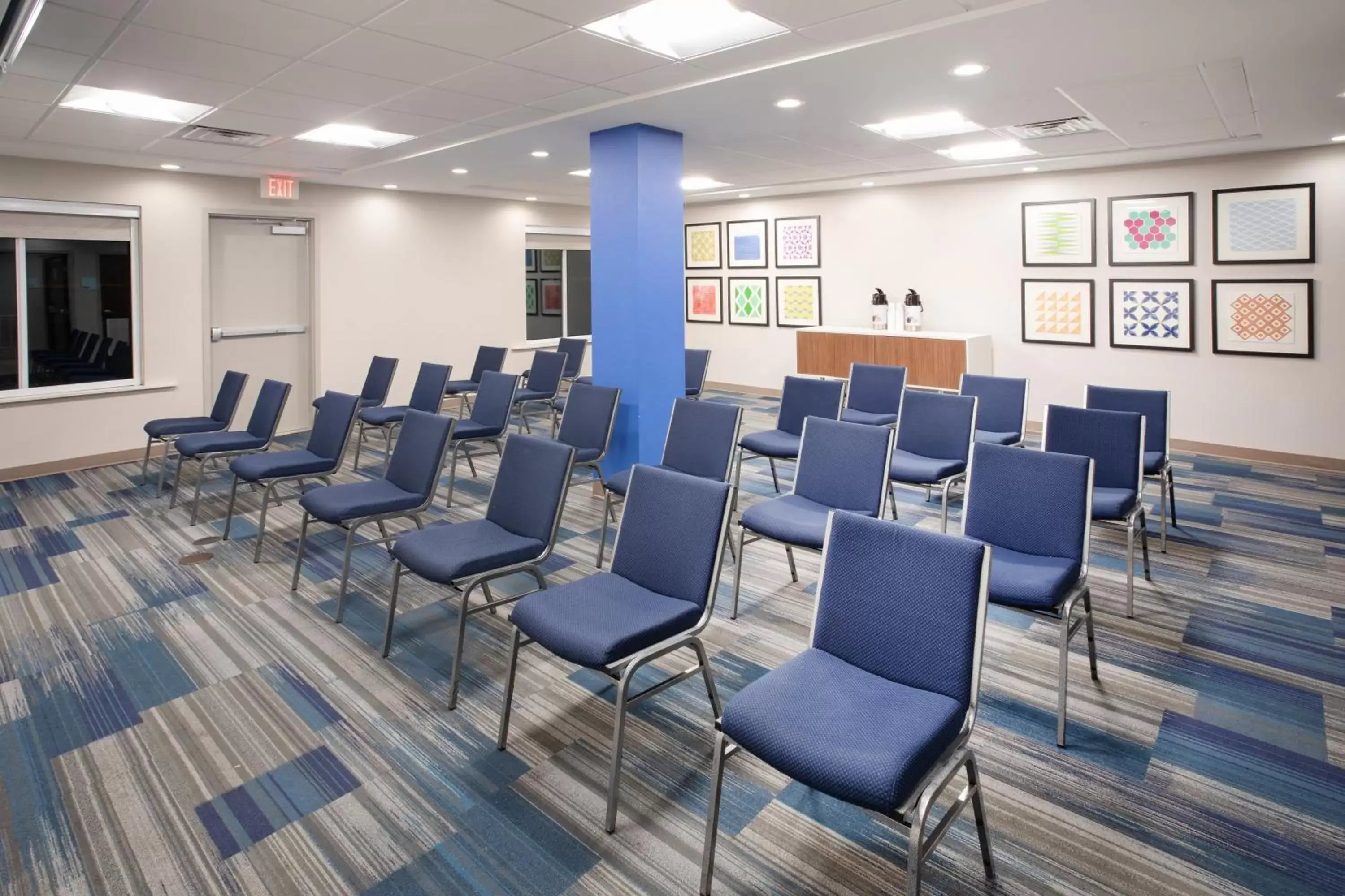 Meeting/conference room in Holiday Inn Express Slidell, an IHG Hotel