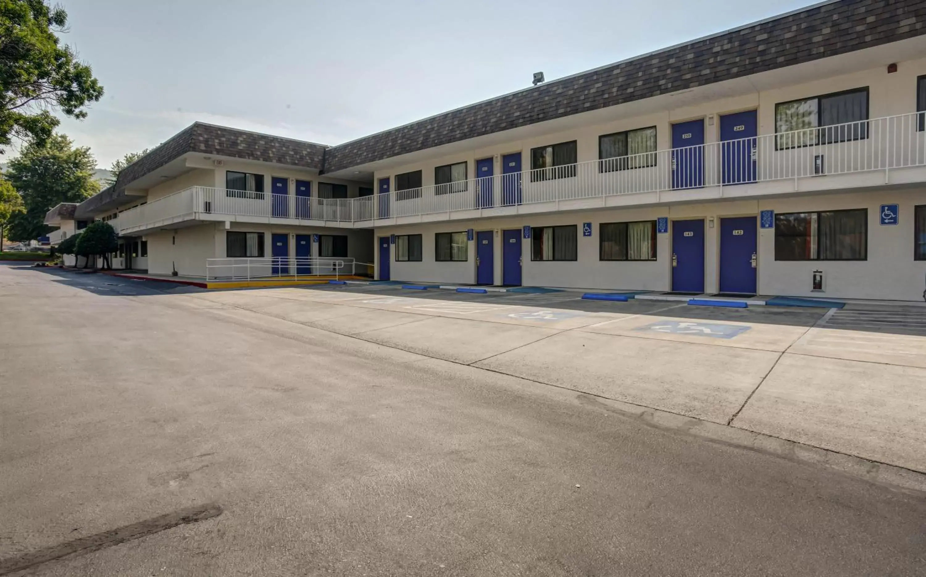 Facade/entrance in Motel 6-Grants Pass, OR Facade/entrance in Motel 6-Grants Pass, OR