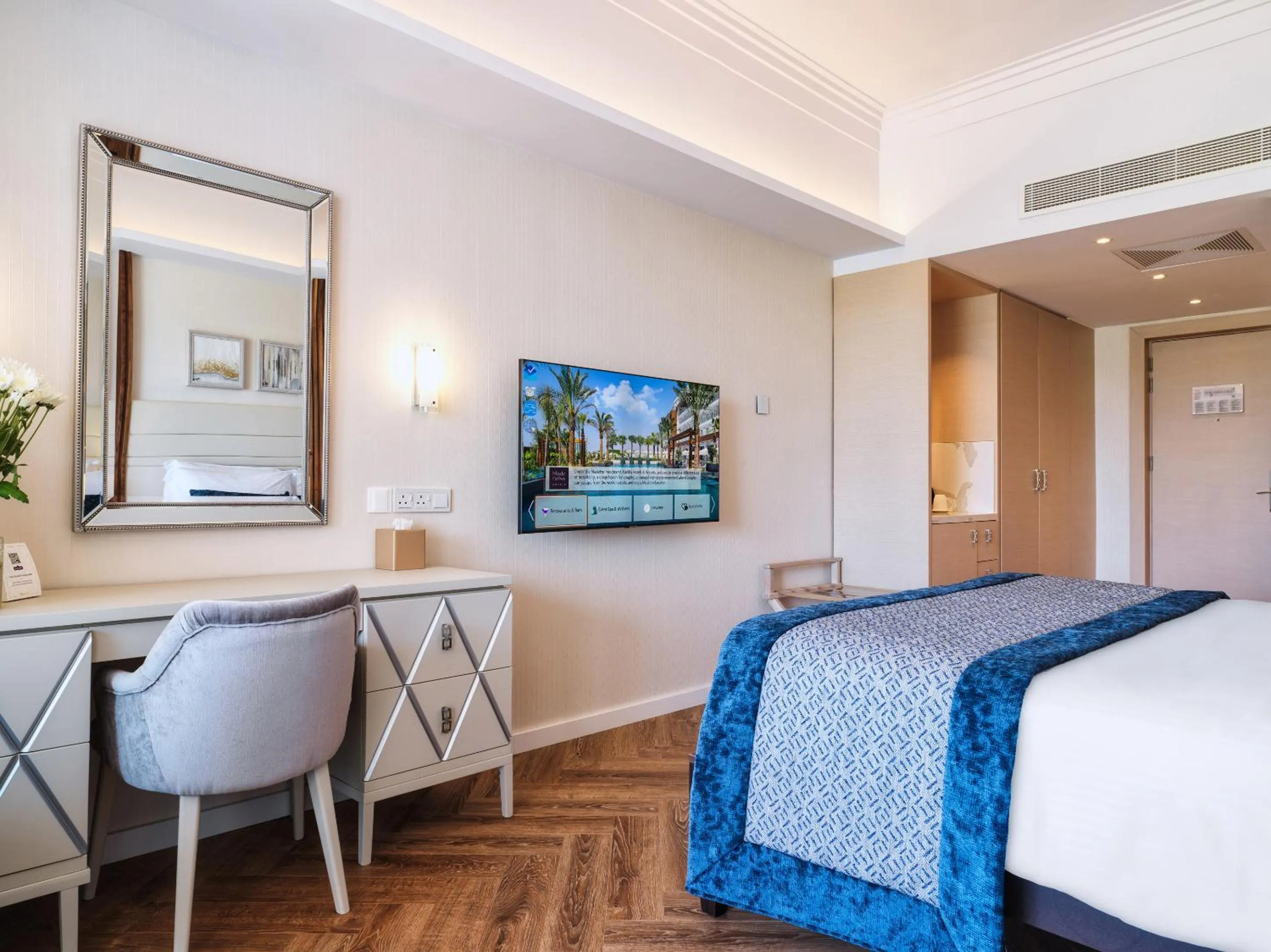 Bedroom, Bed in Amanti, MadeForTwo Hotels - Ayia Napa