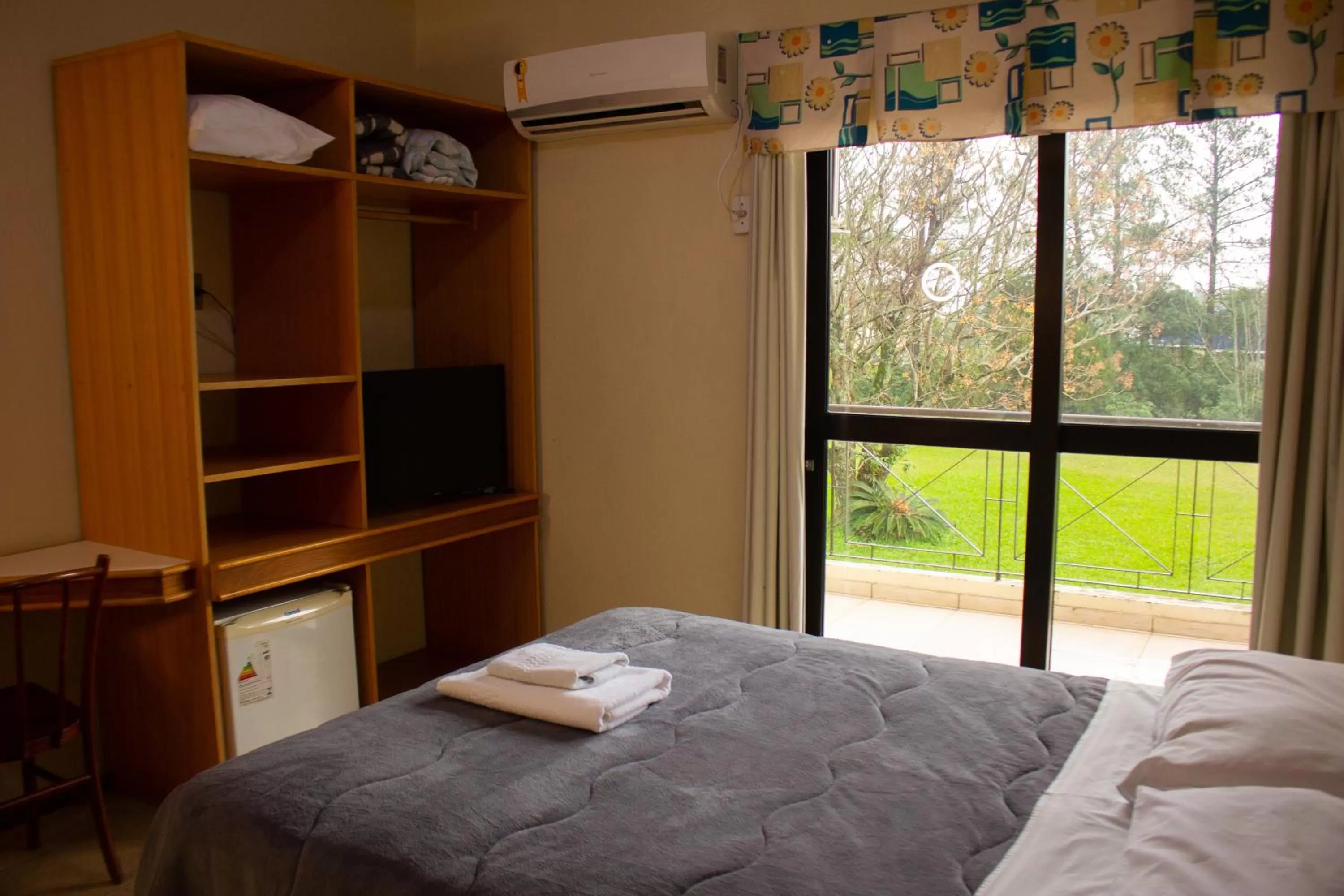 Bed in Executivo Park Hotel