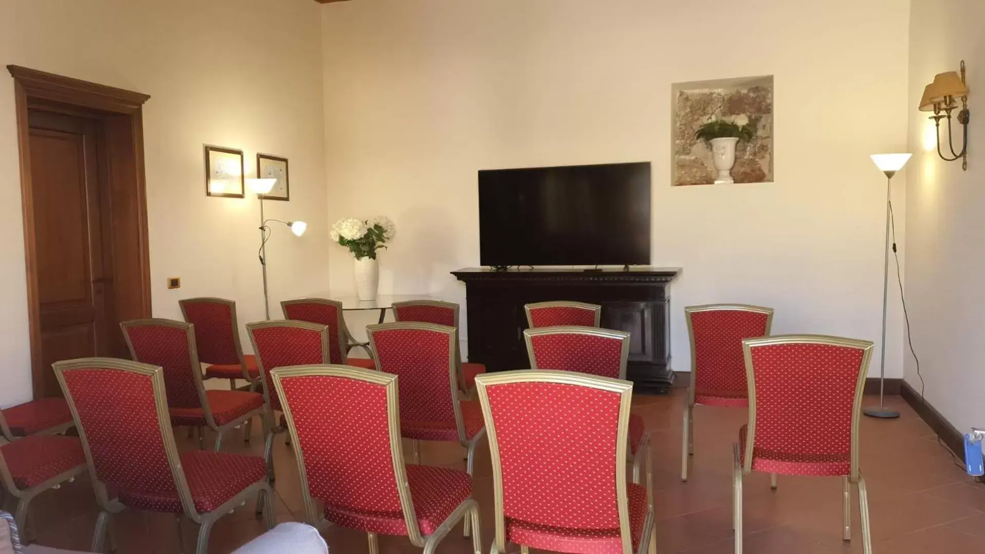 Business facilities in Hotel Villa Lampedusa
