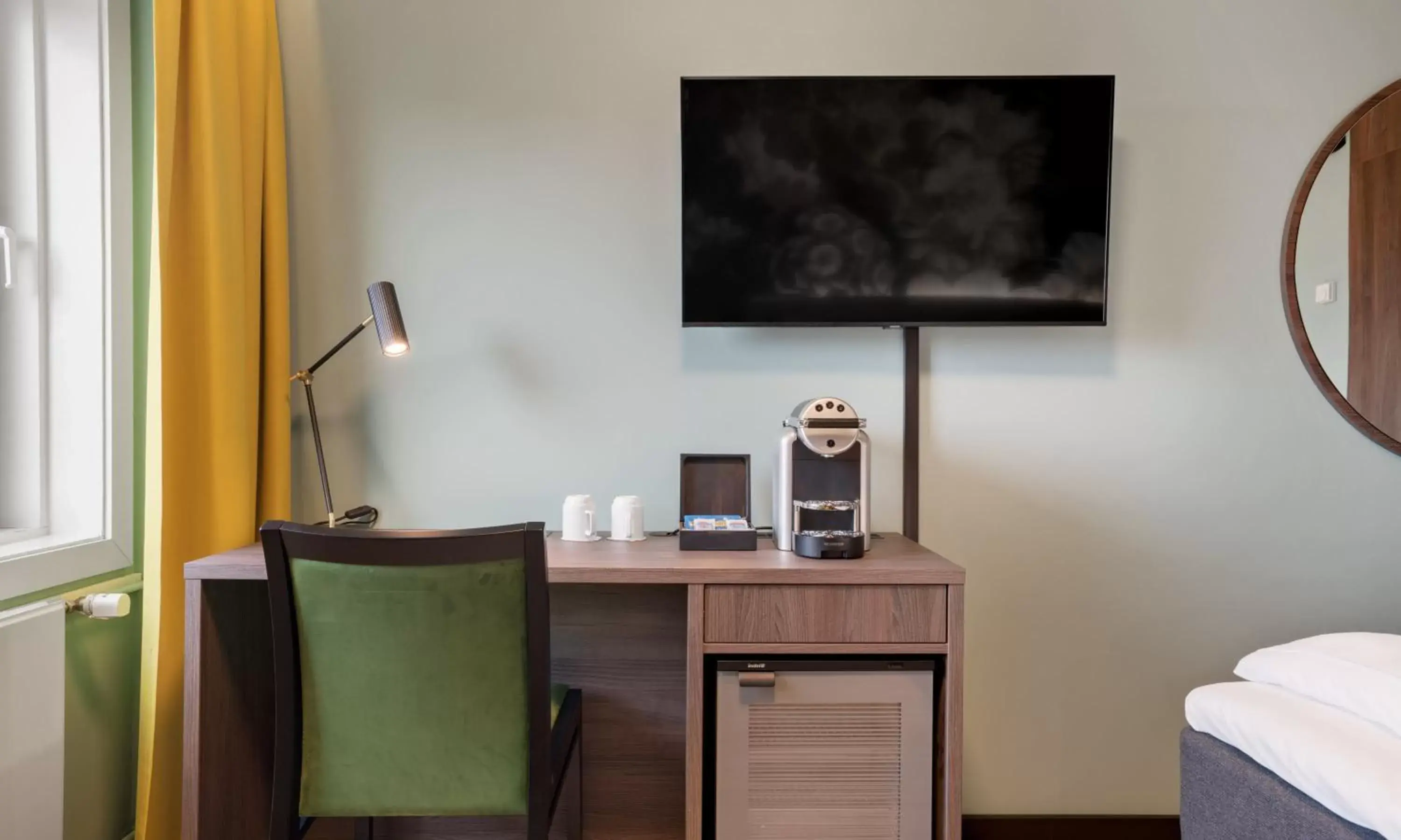 TV and multimedia, TV/Entertainment Center in Thon PartnerHotel Saga