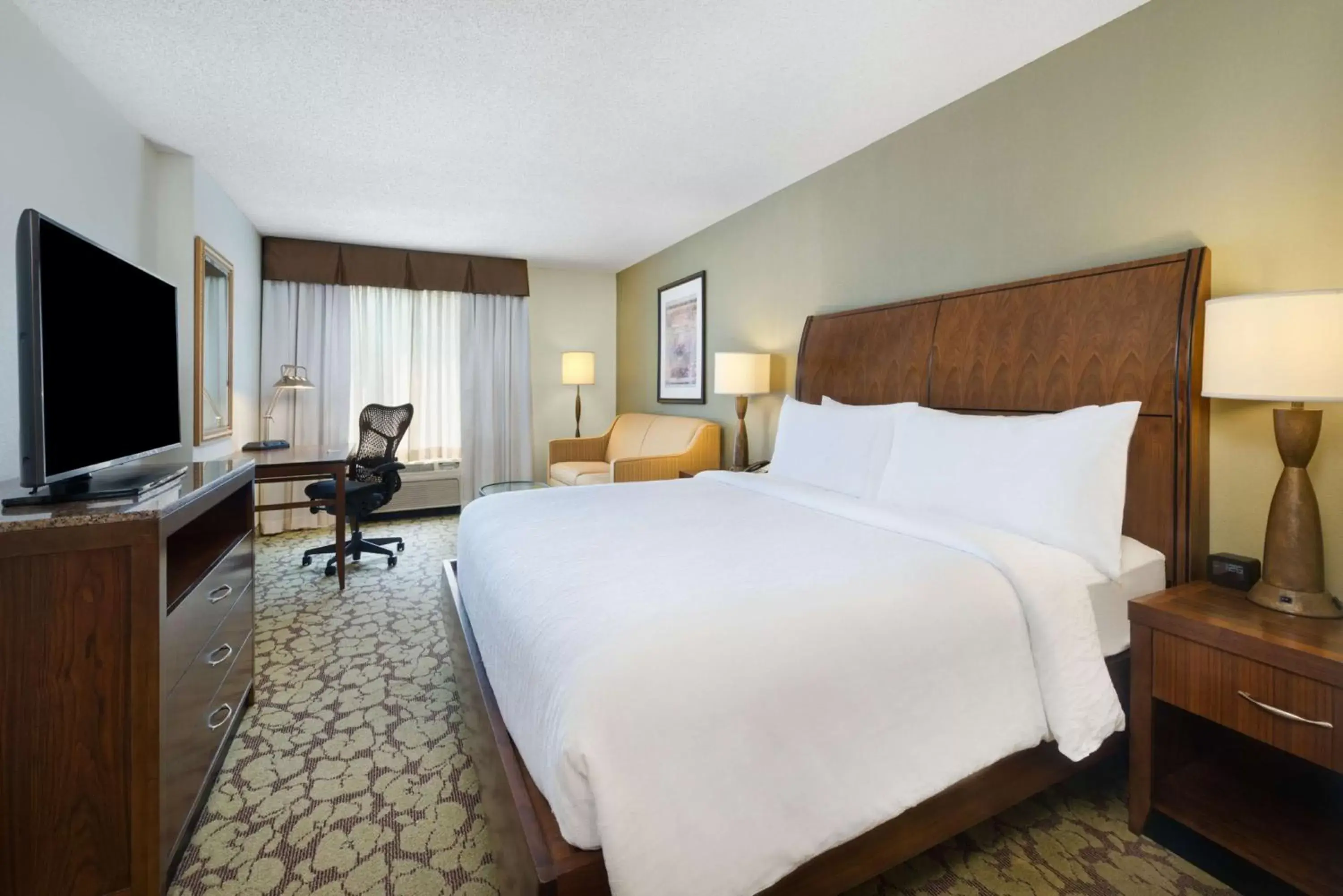 Bedroom, Bed in Hilton Garden Inn Atlanta North/Alpharetta