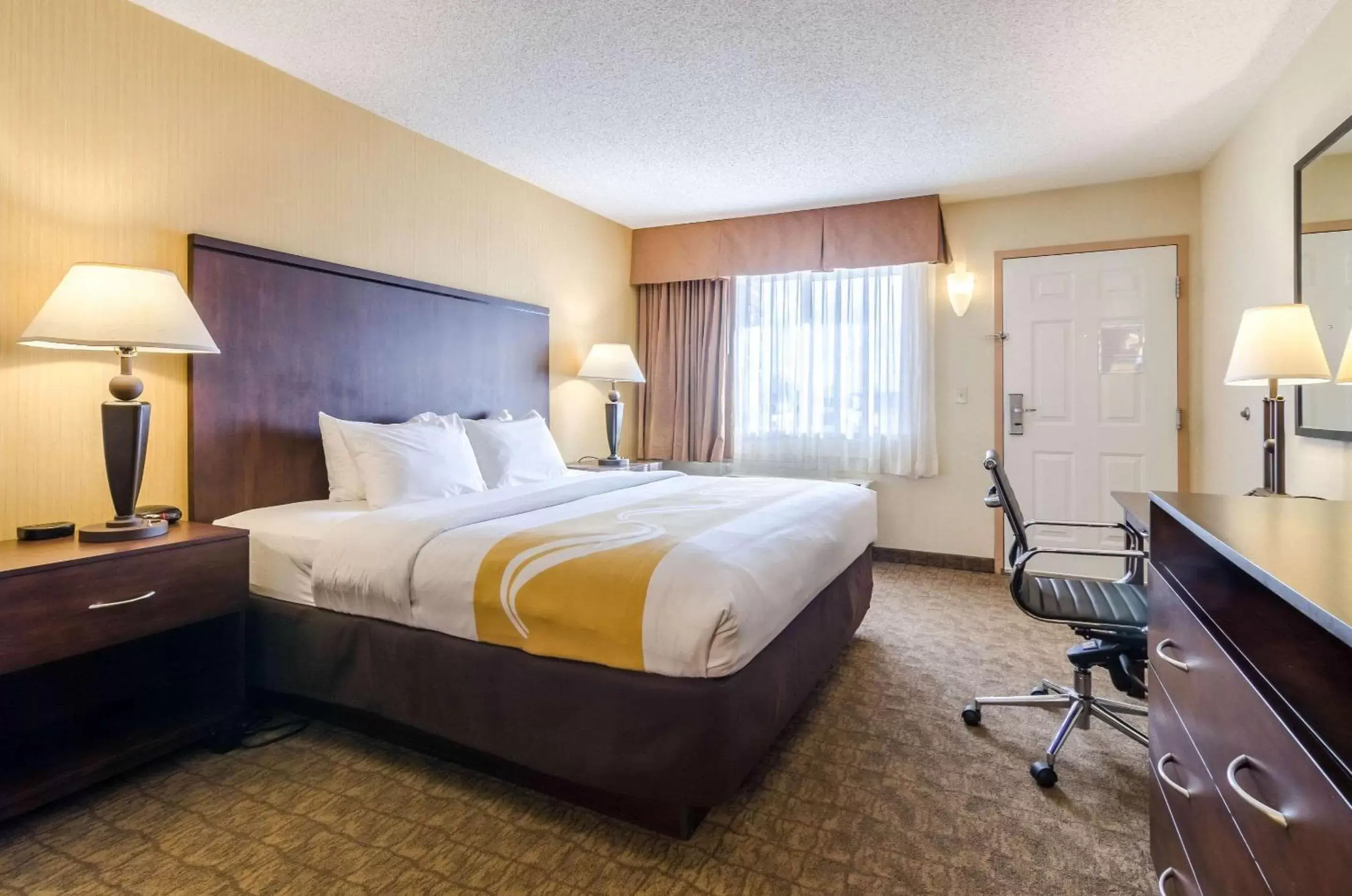 Photo of the whole room, Bed in Quality Inn & Suites