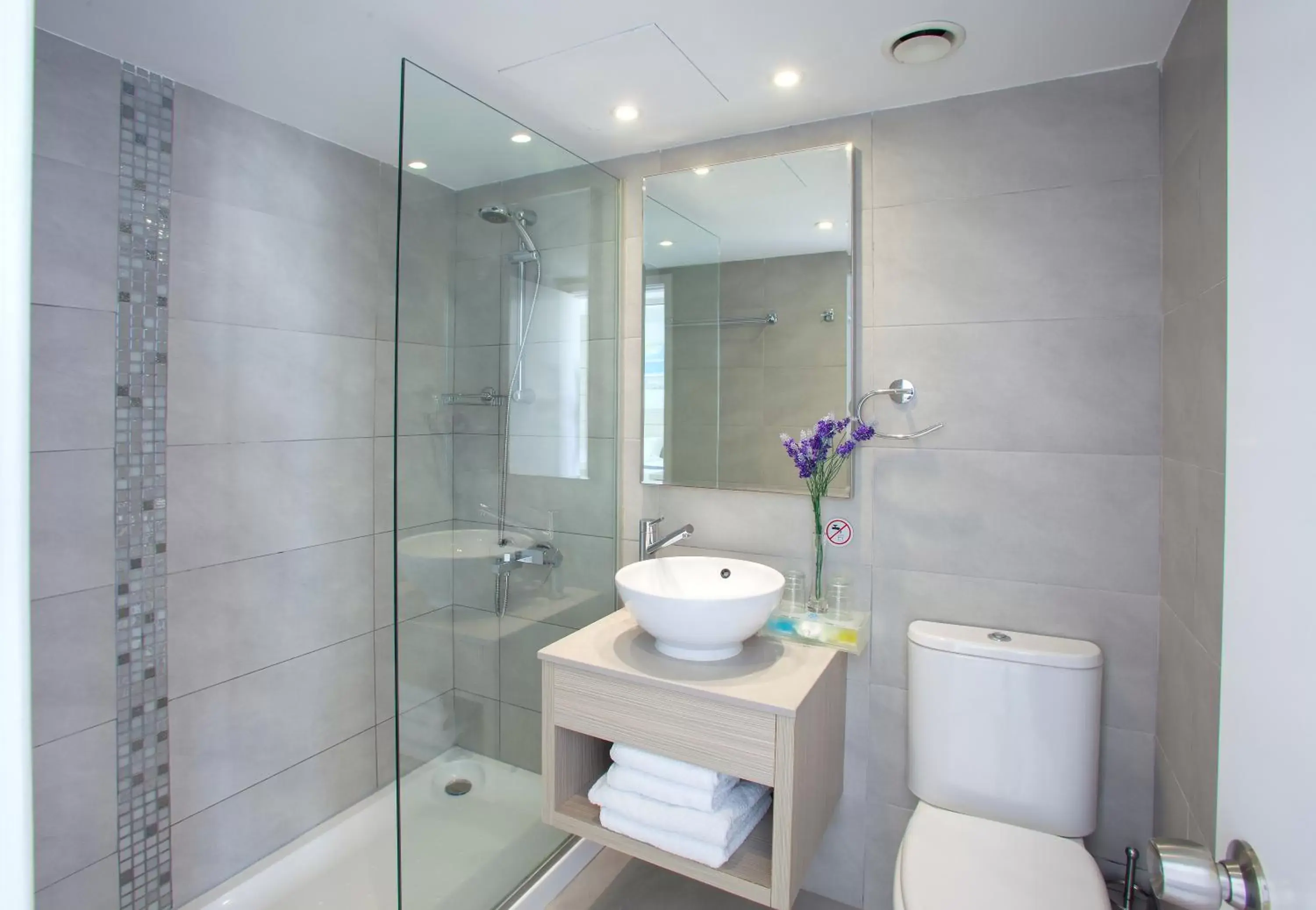 Shower, Bathroom in Limanaki Beach Hotel & Suites