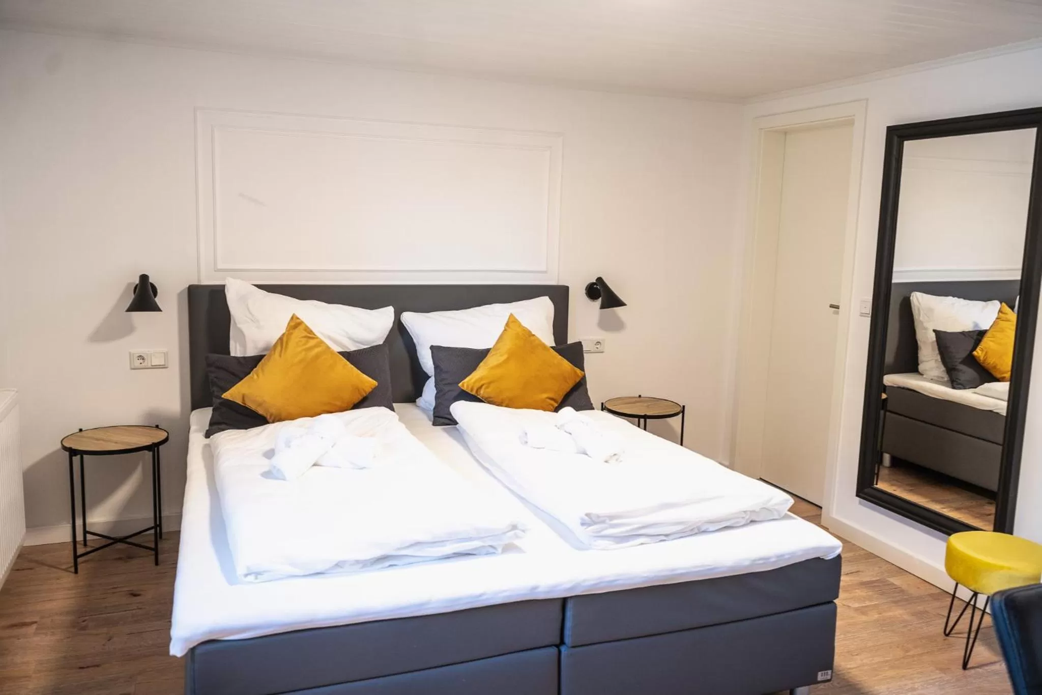 Bedroom, Bed in Hotel Kavala