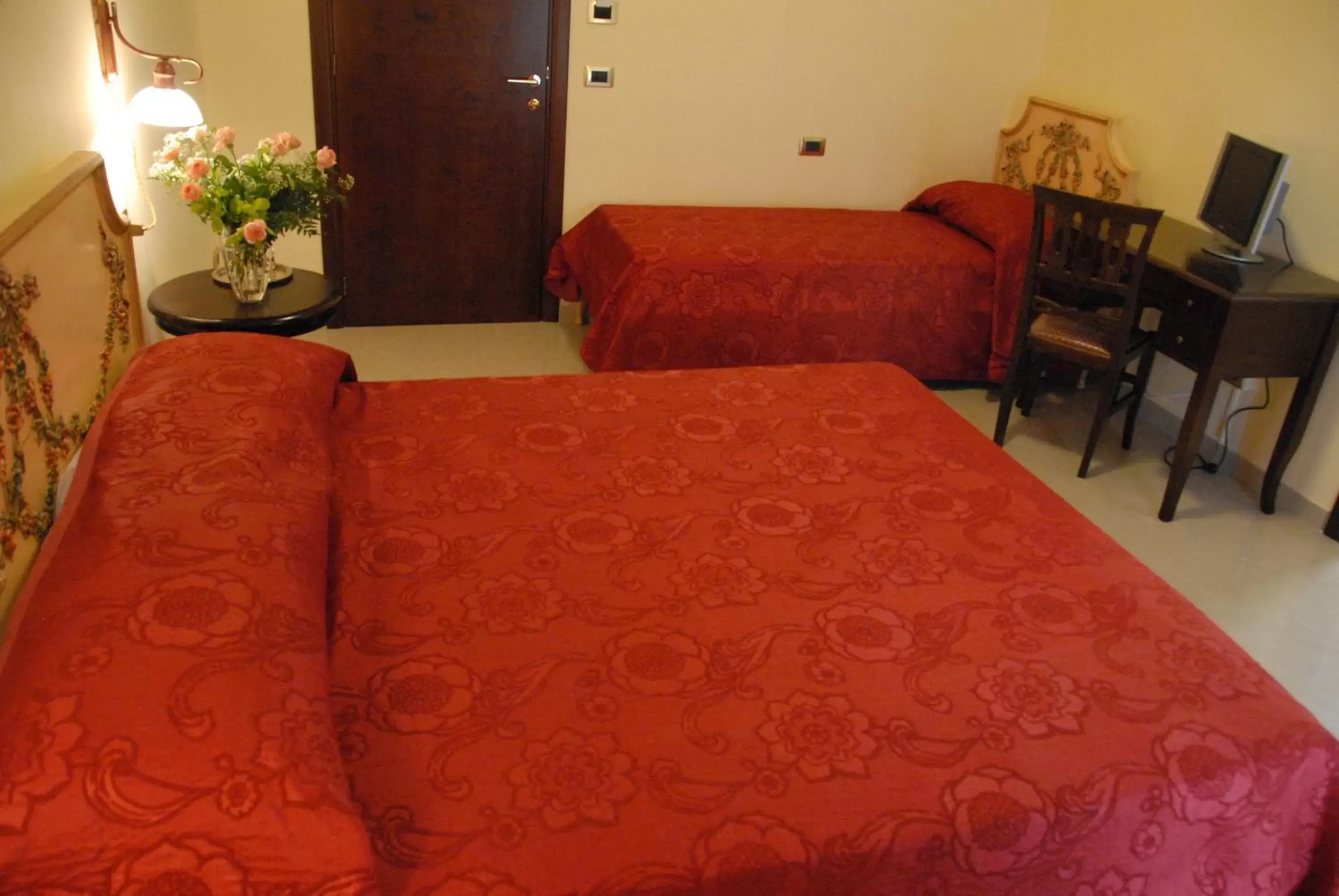Bed in Garibaldi Relais
