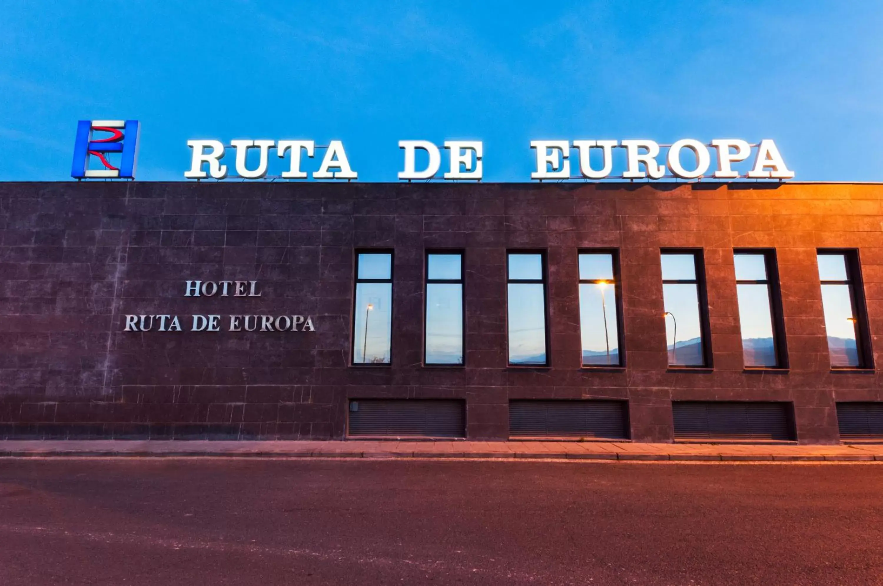 Property building, Property Logo/Sign in Hotel Ruta de Europa