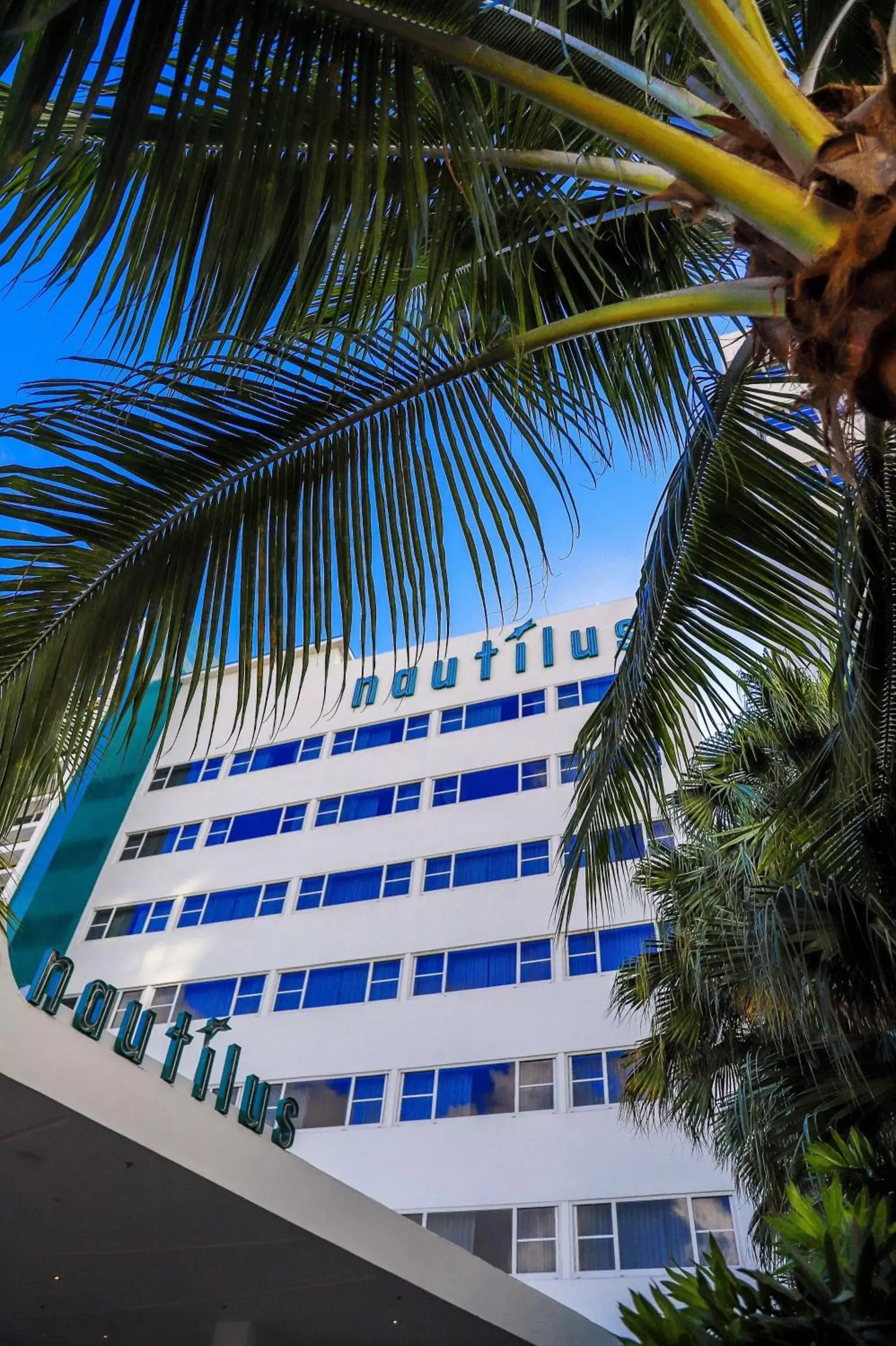 Property building, Pool View in Nautilus Sonesta Miami Beach