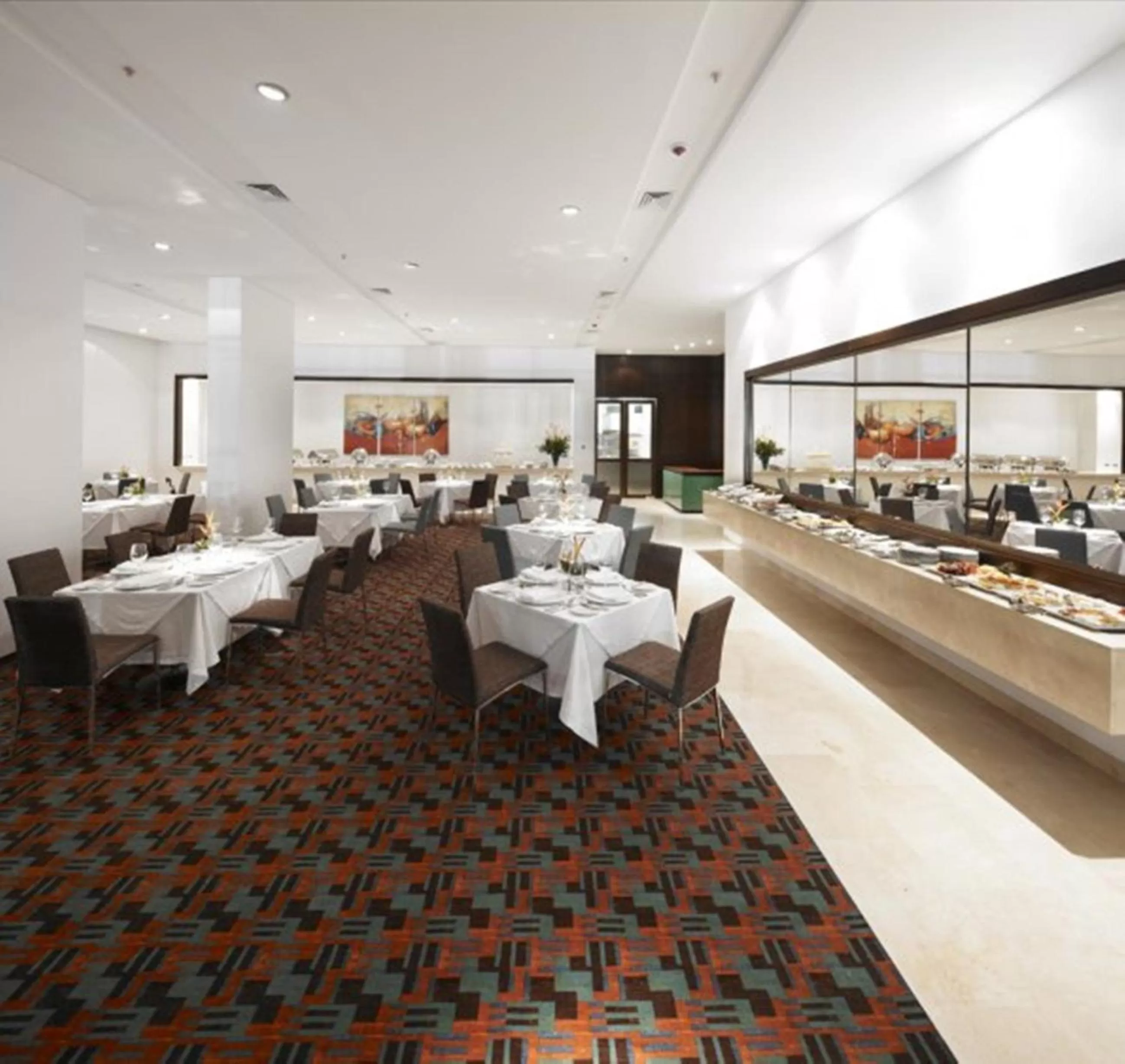 Restaurant/places to eat in Estelar Alto Prado