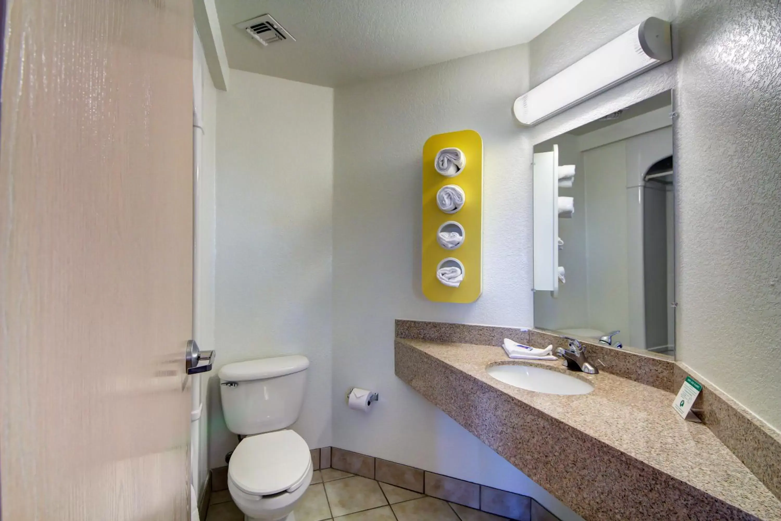 Bathroom in Motel 6-El Reno, OK