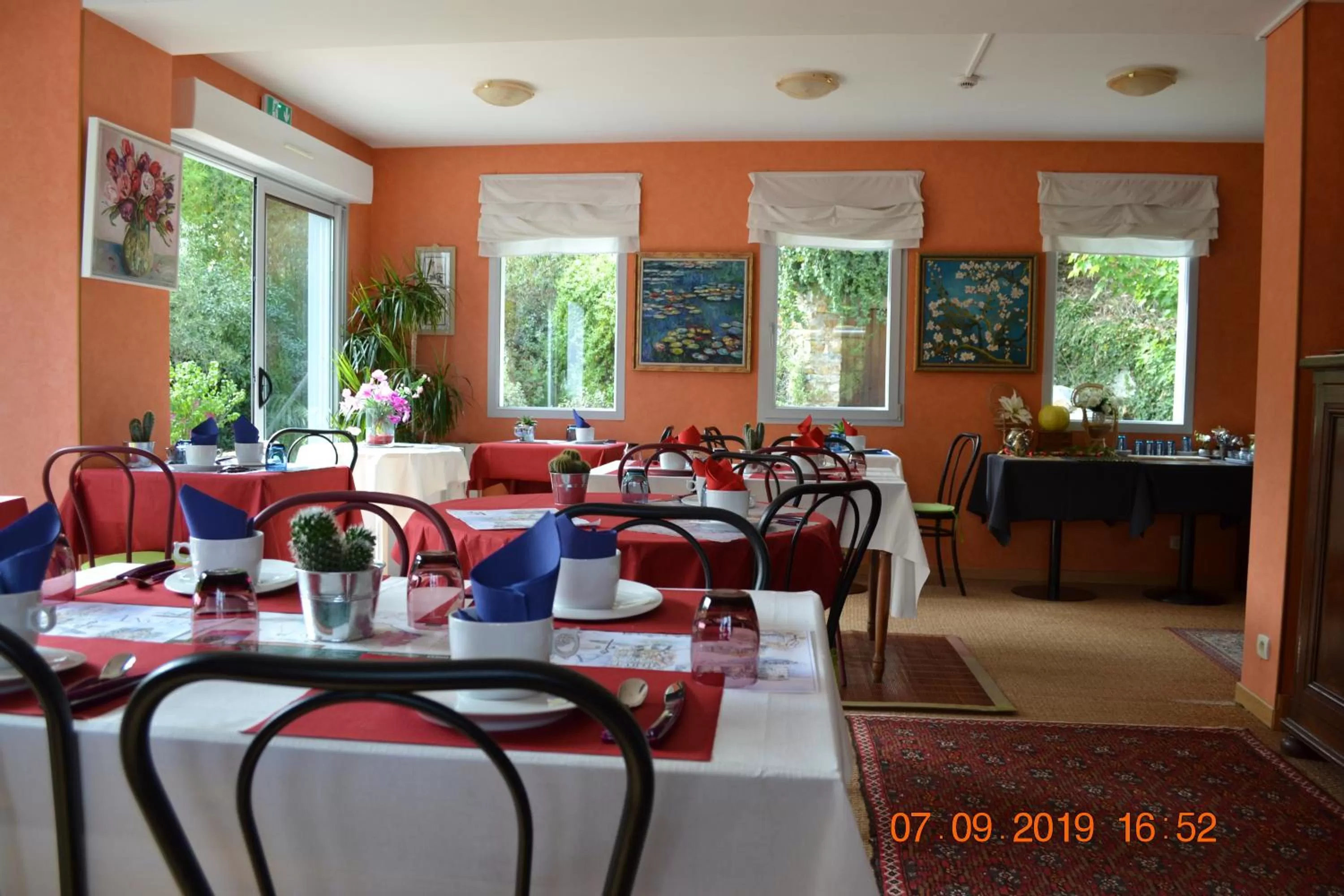 Buffet breakfast in Hôtel Le Castel