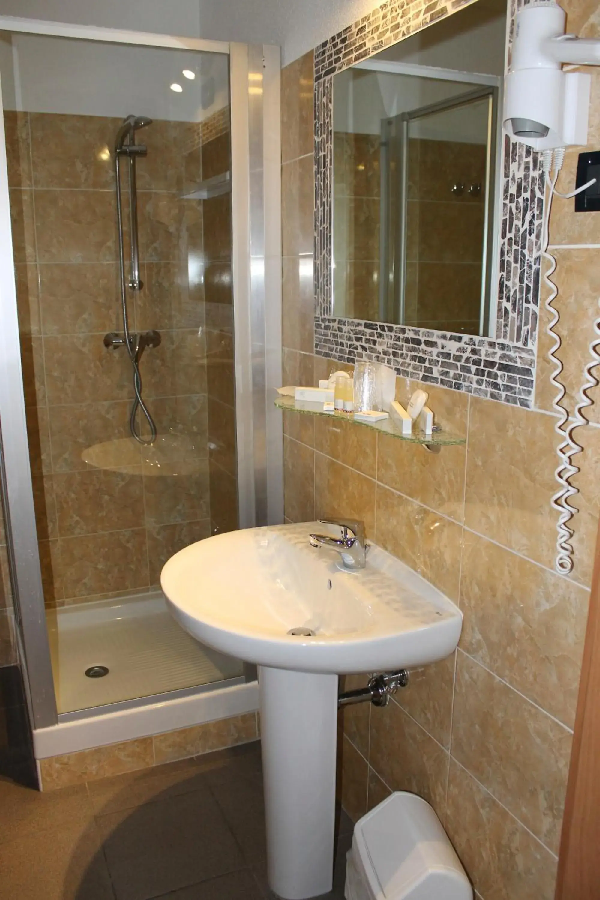 Bathroom in Hotel Centrale