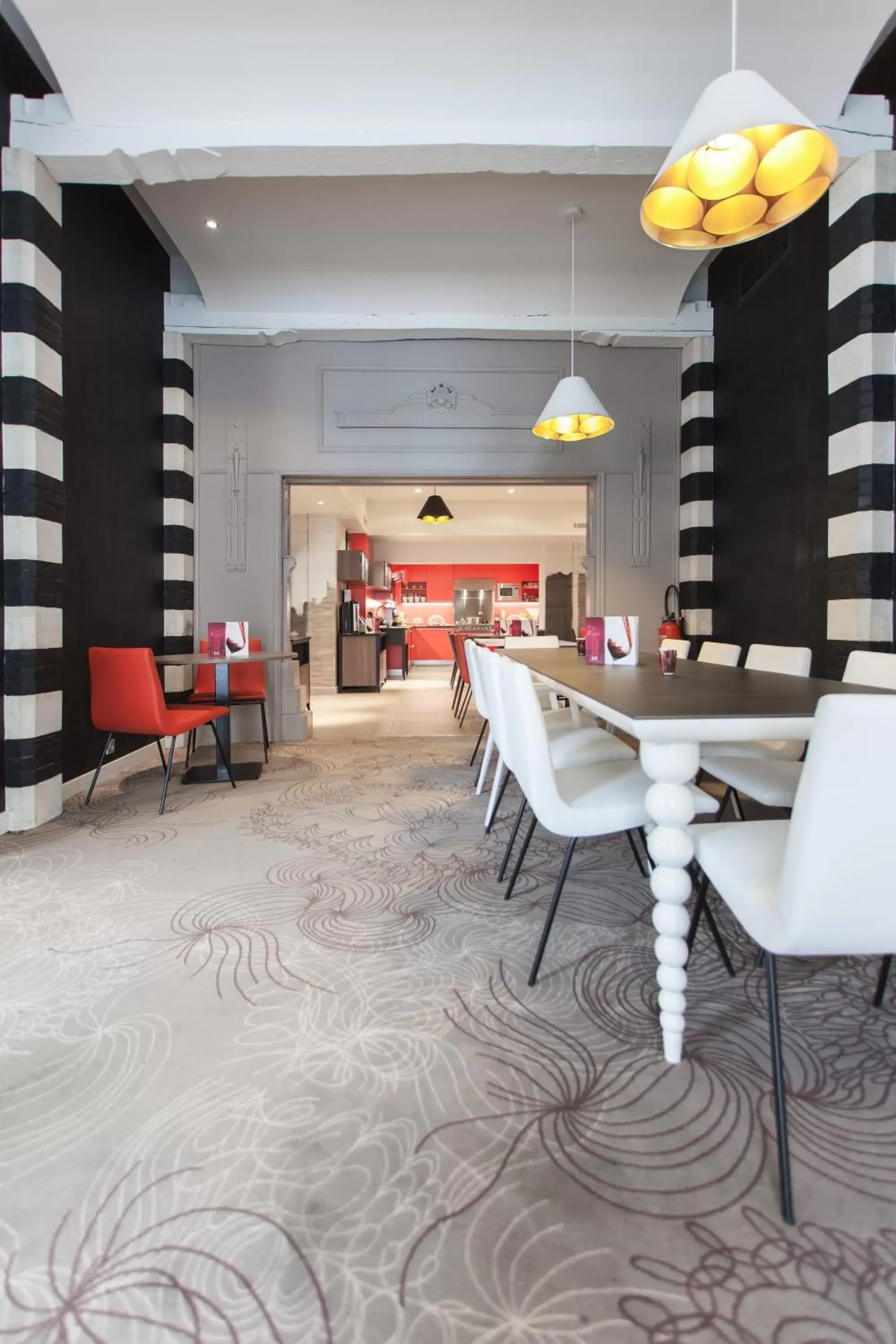 Lounge or bar, Dining Area in Mercure Lille Centre Grand Place