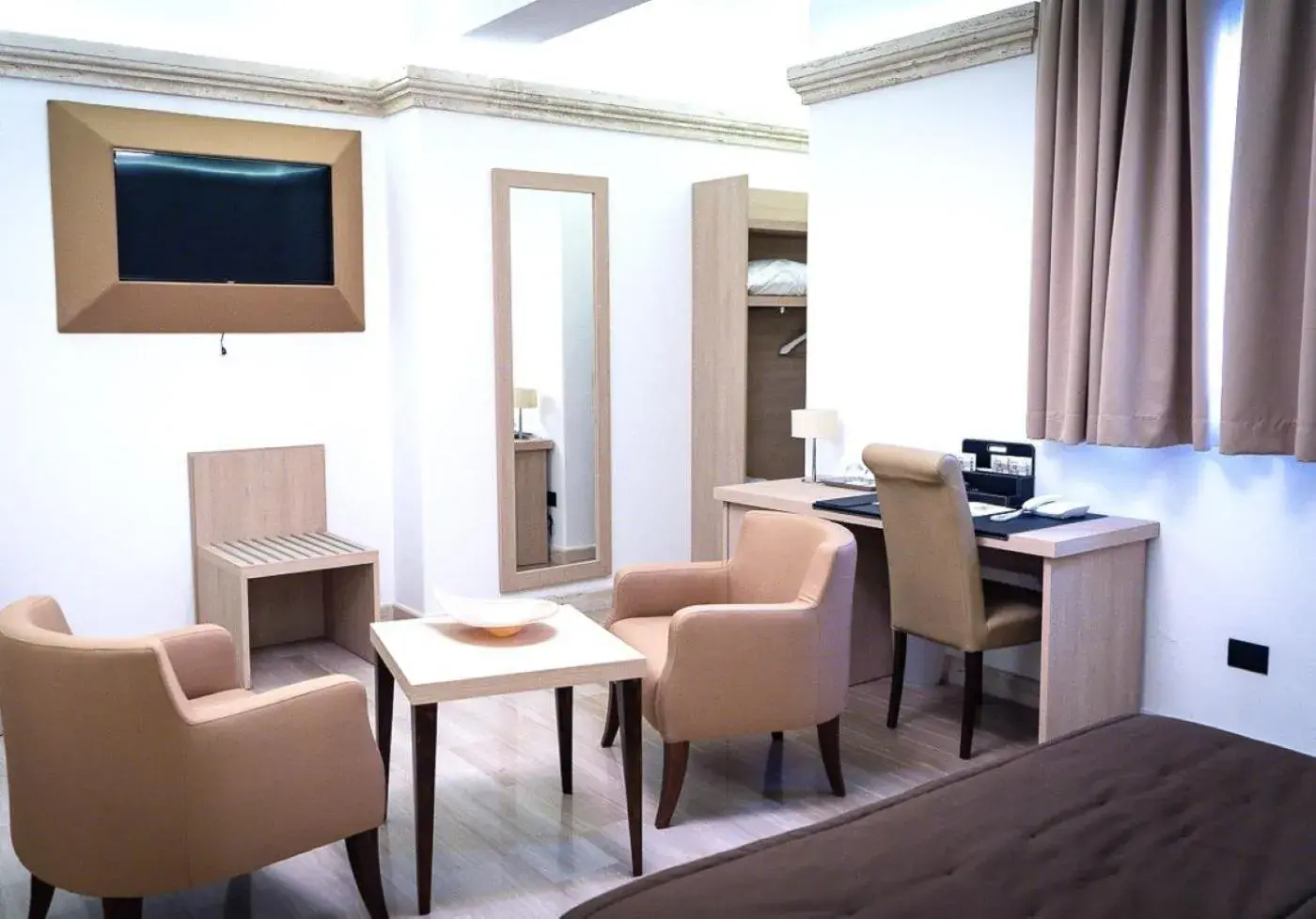 Other, TV/Entertainment Center in BHB Hotel