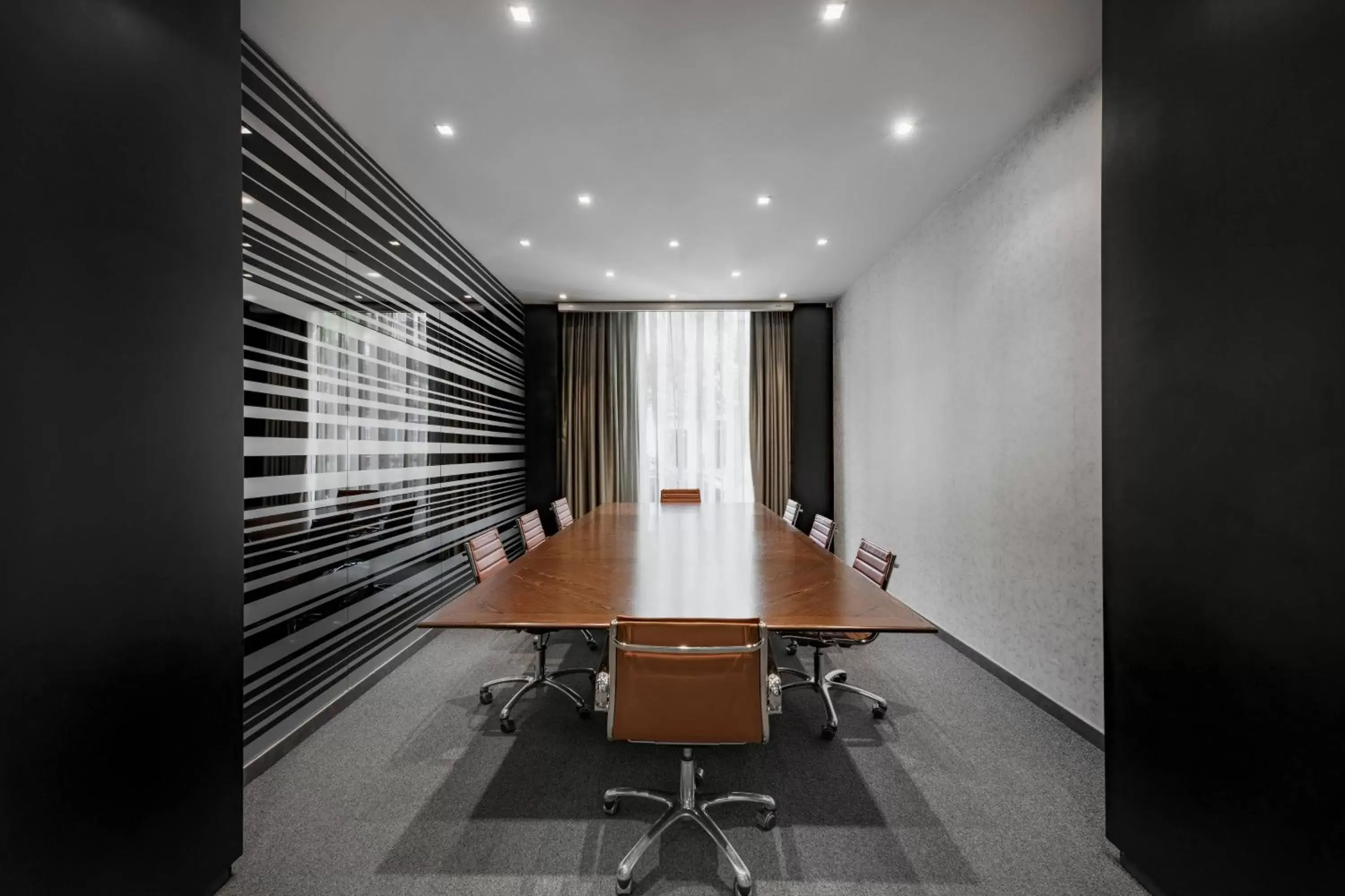 Meeting/conference room in AC Hotel Burgos by Marriott