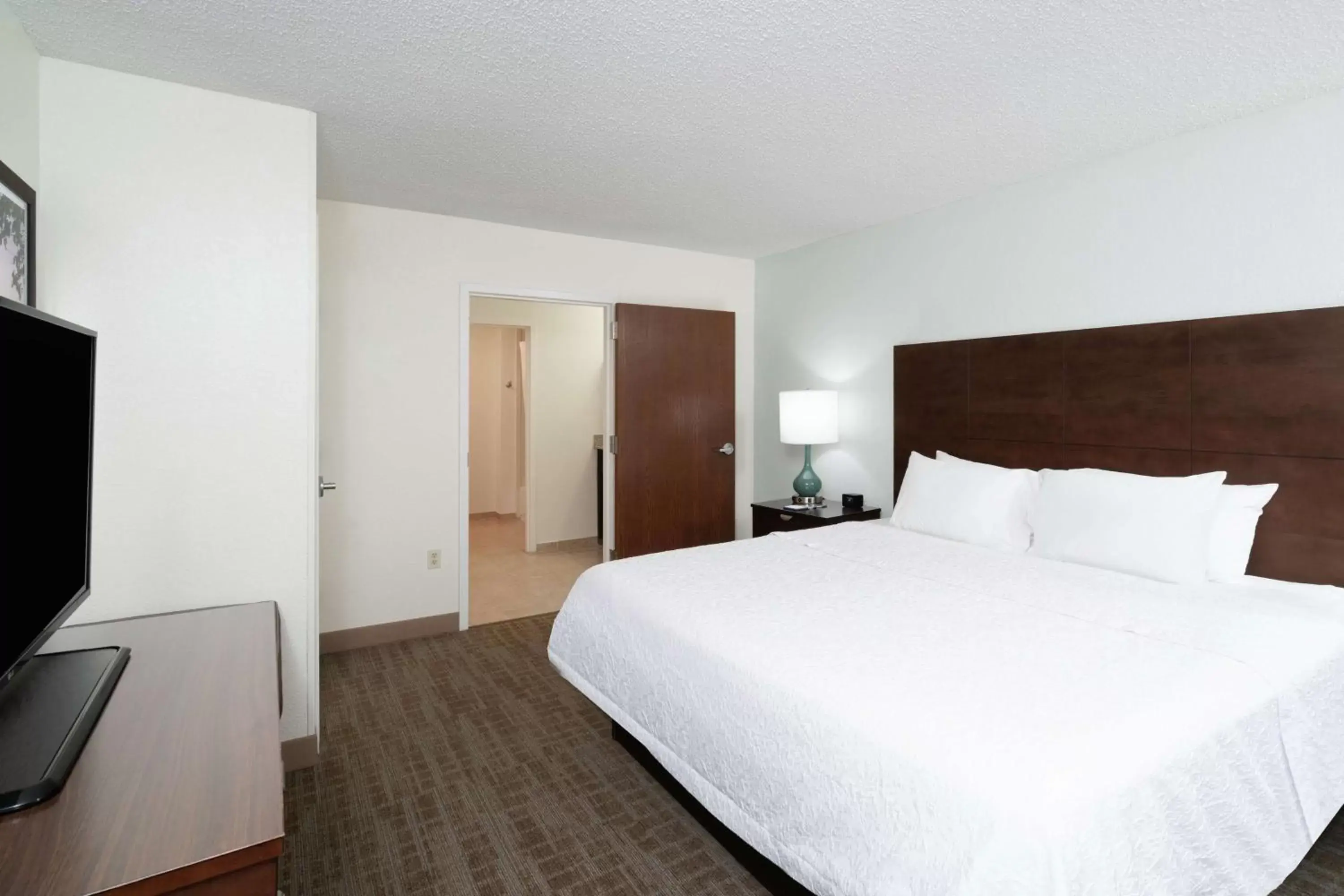 Bedroom, Bed in Hampton Inn & Suites Nashville Franklin