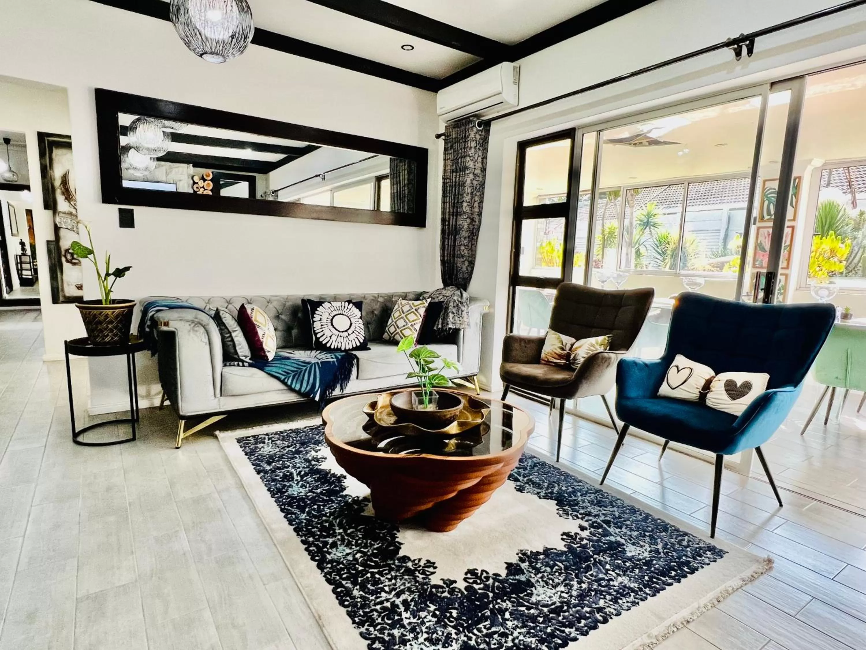 Living room, Seating Area in 24 On Basil Inventive suites