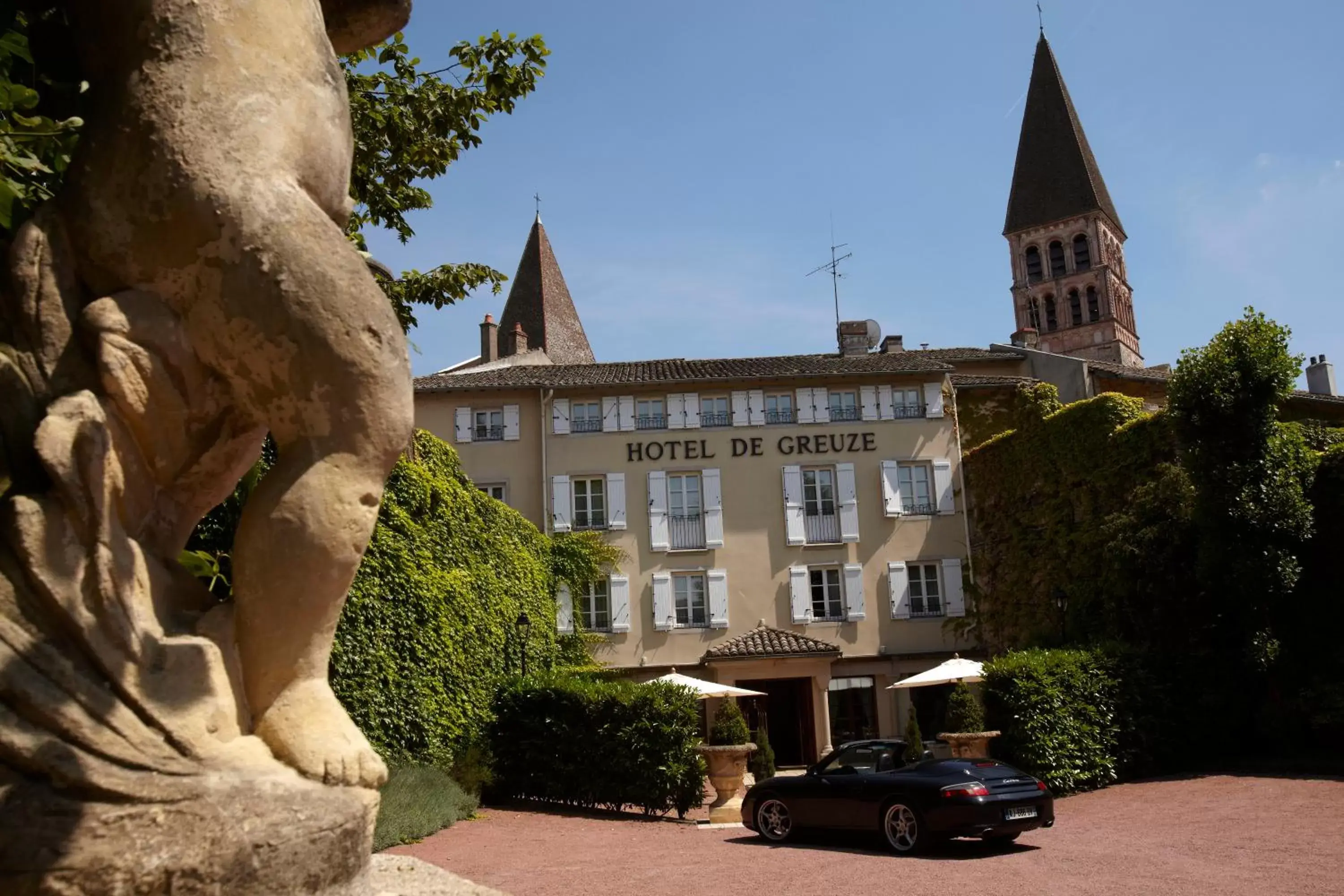 Facade/entrance, Property Building in Hôtel & Spa Greuze