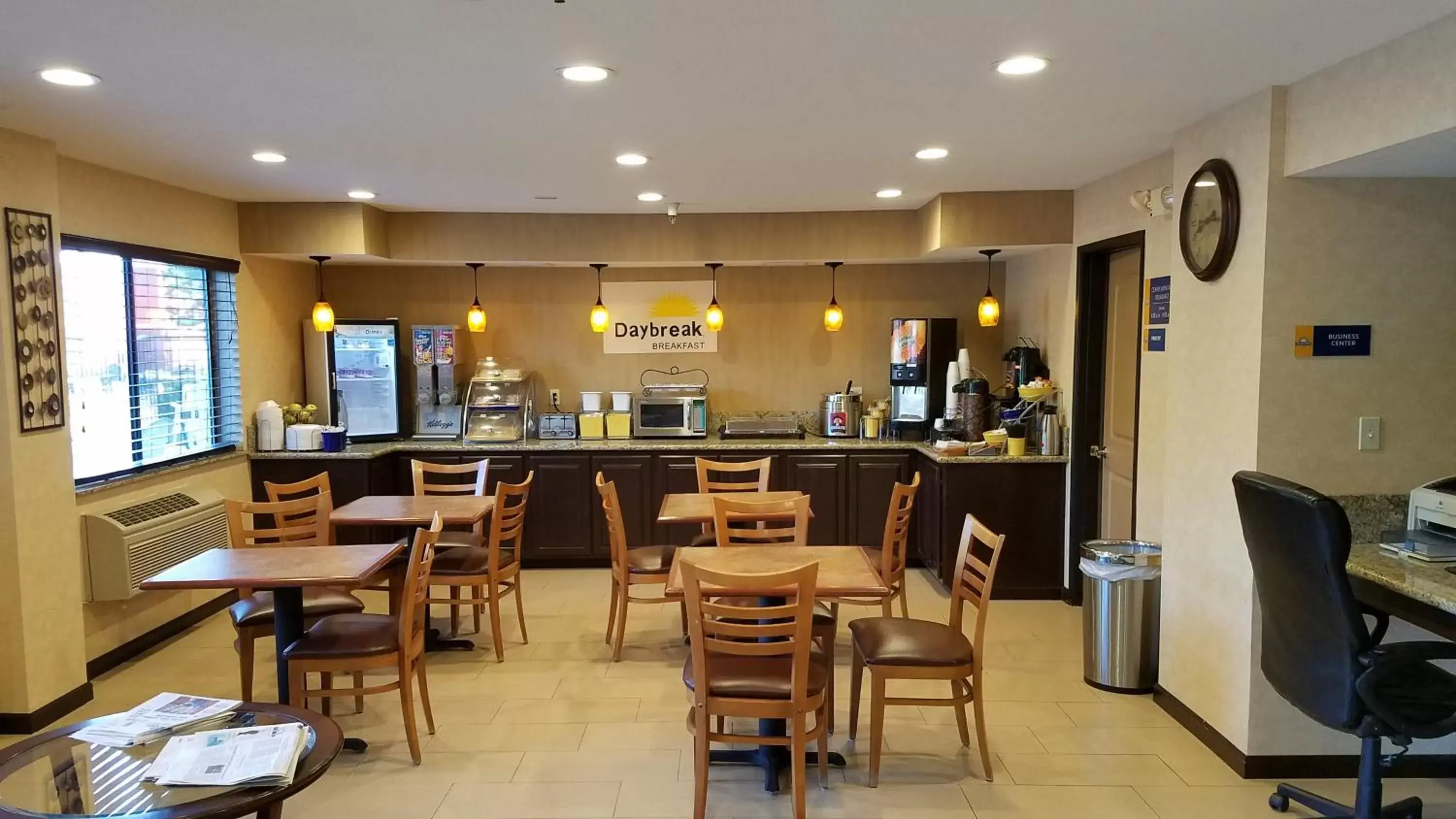 Continental breakfast, Restaurant/Places to Eat in Days Inn by Wyndham Woodland