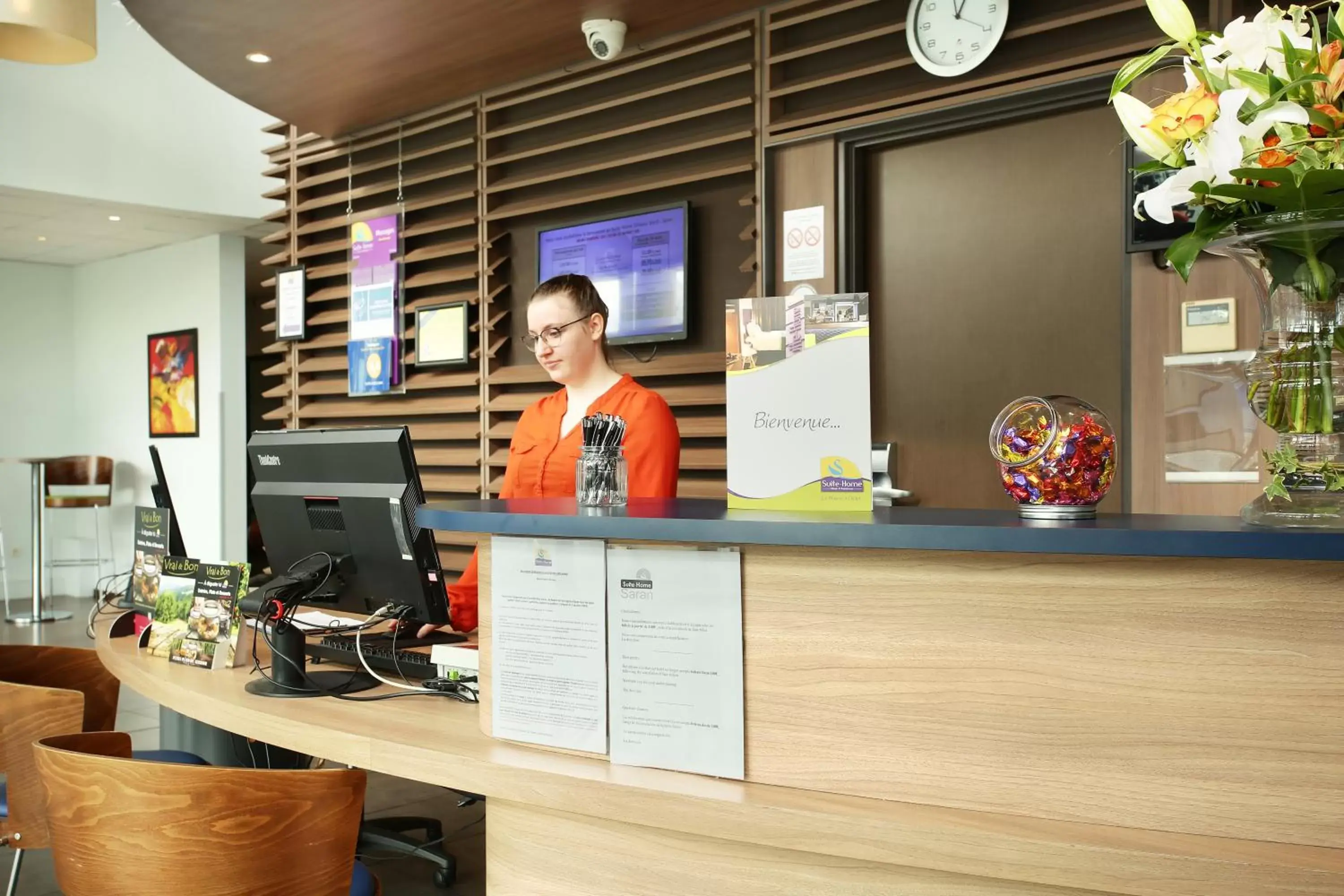 Lobby or reception in Suite-Home Orléans-Saran Lobby or reception in Suite-Home Orléans-Saran