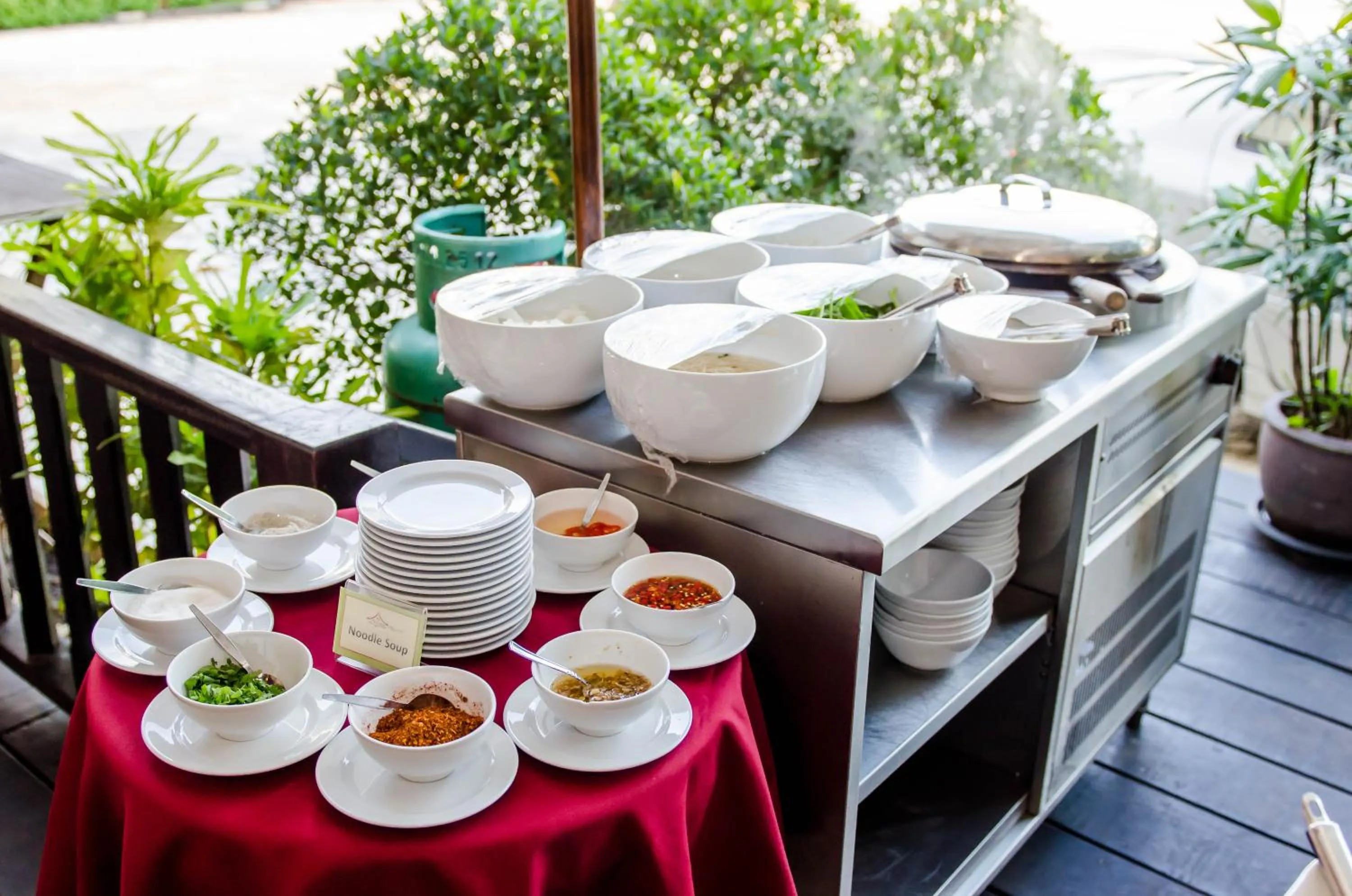 Restaurant/places to eat in Nipa Resort, Patong Beach