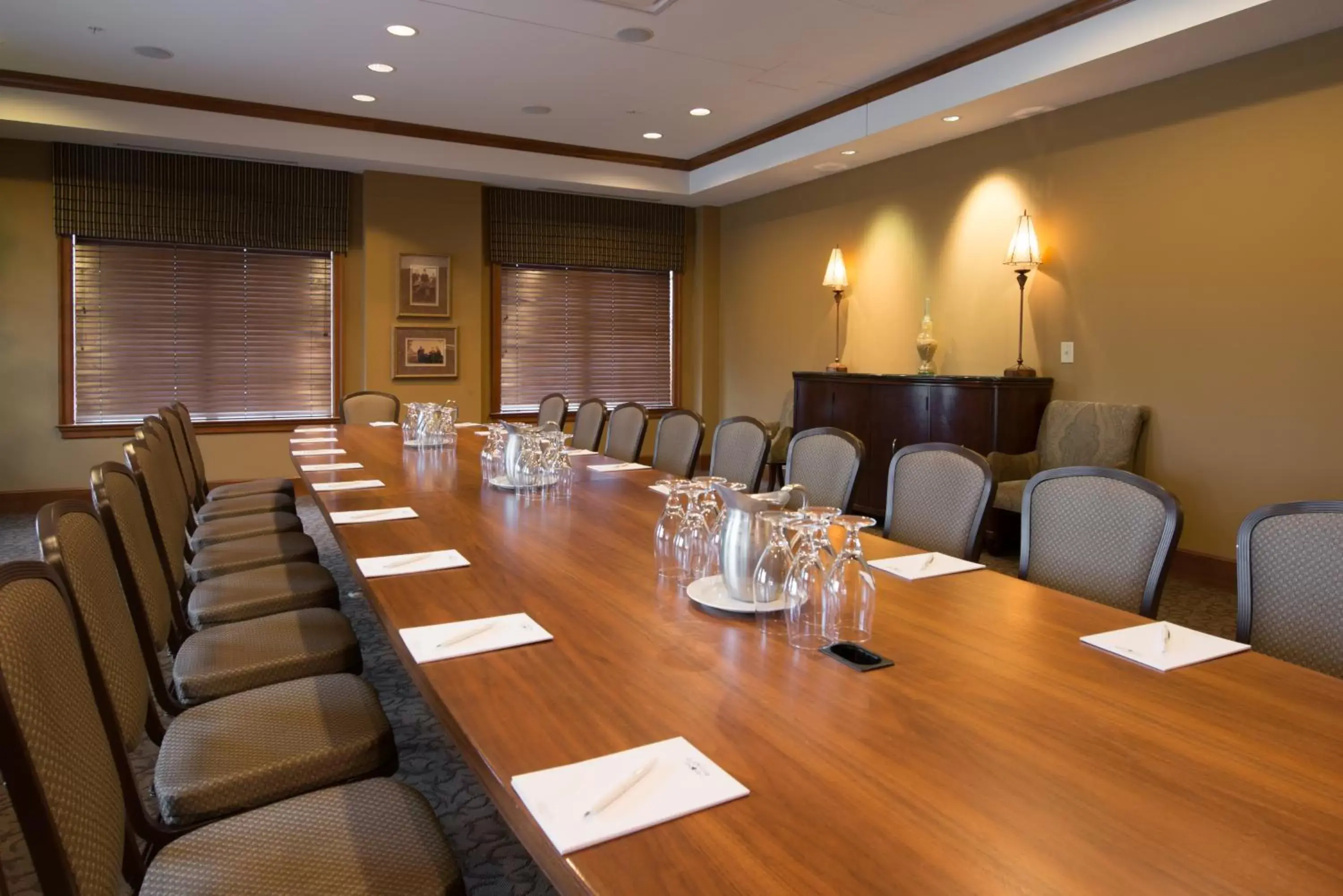 Meeting/conference room, Business Area/Conference Room in The Glen Club