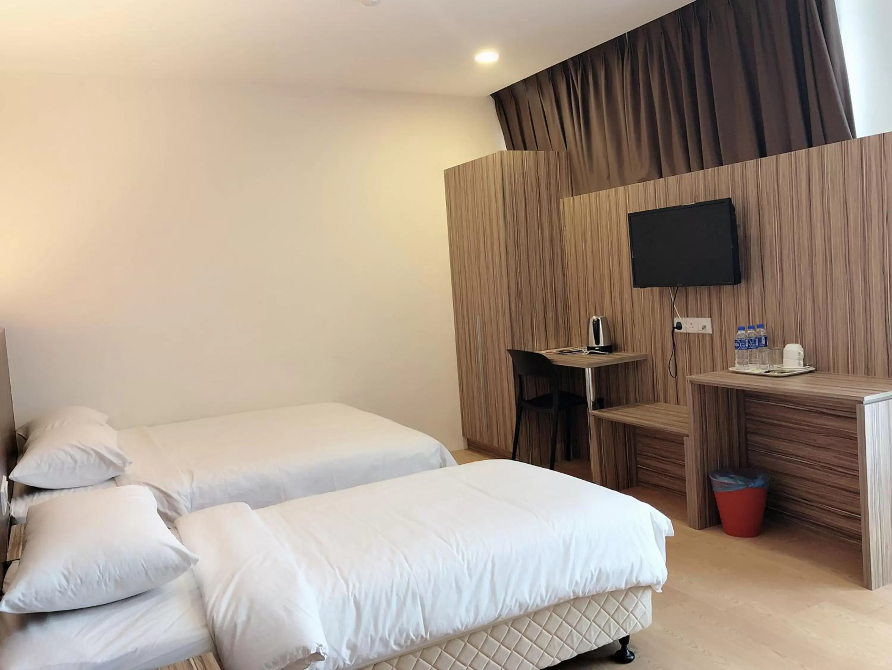 Bedroom, Bed in Tumike Hotel Bentong