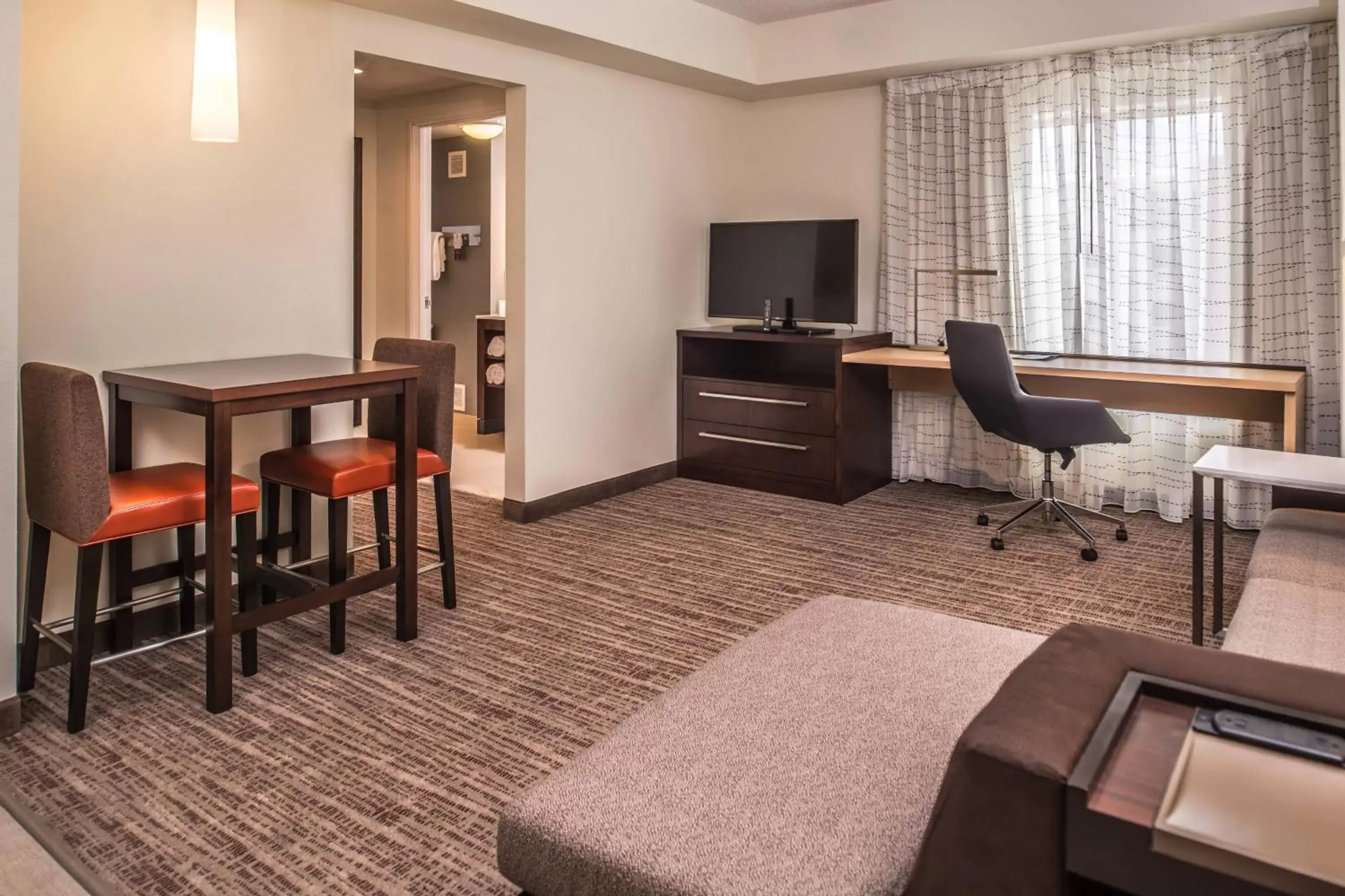 Living room, Seating Area in Residence Inn by Marriott St. Louis Westport