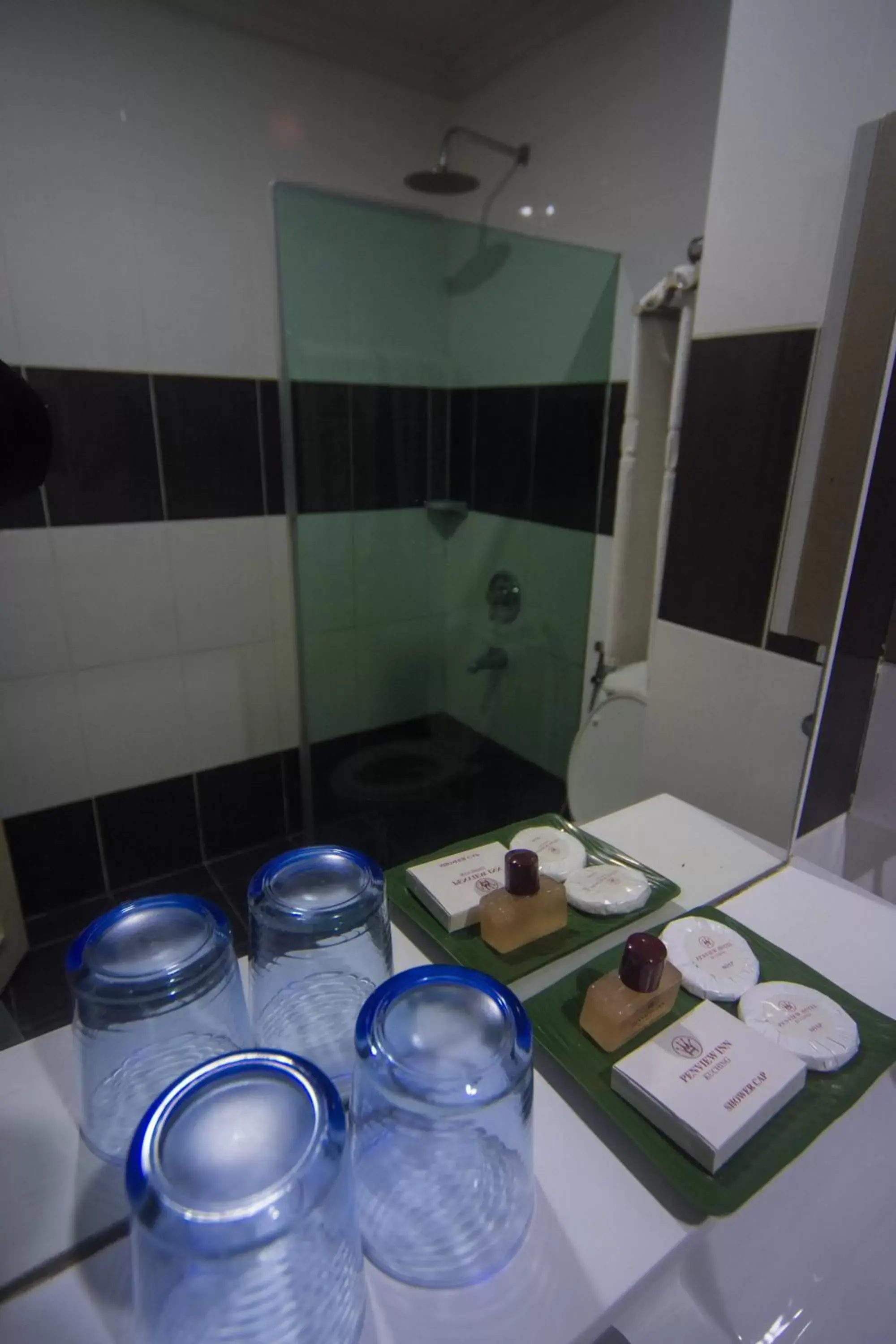 Bathroom in Penview Hotel