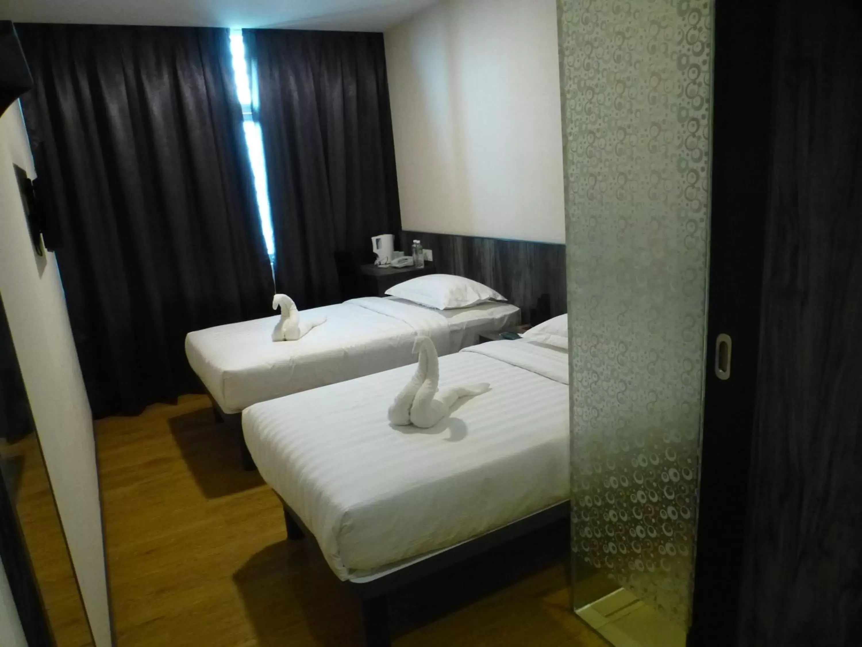 Bedroom, Bed in Hotel 138 @ Bestari